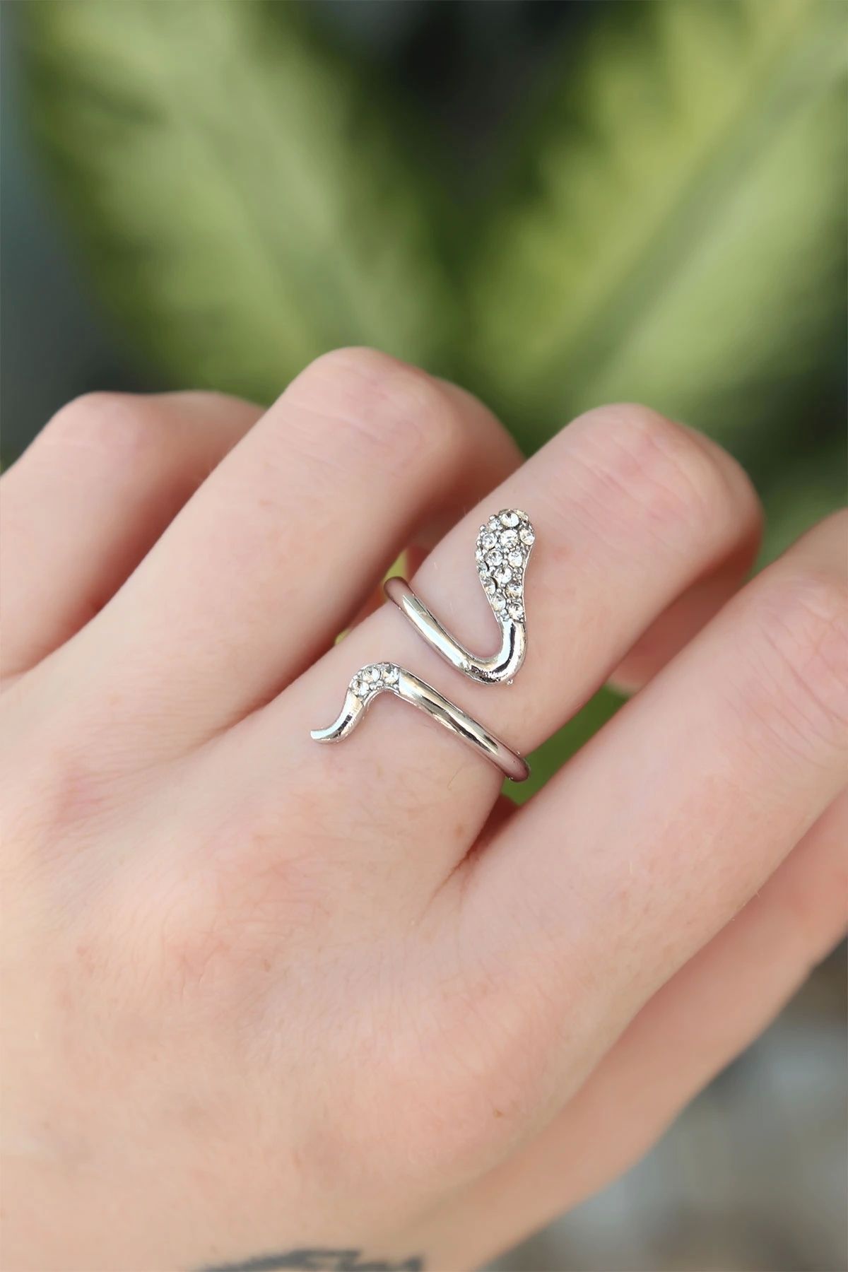 OurStyles Pirinç Gümüş Renk Ayarlanabilir Zirkon Taşlı Yılan Yüzük - TJ-BYK3187