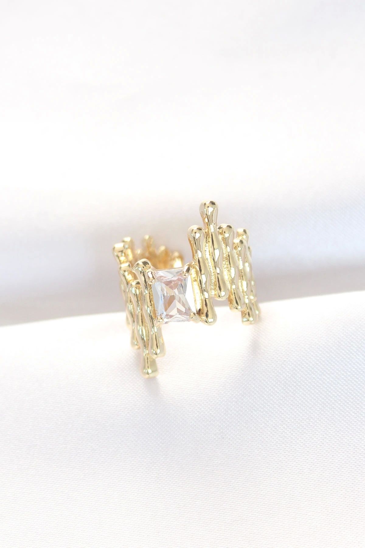 OurStyles Gold Renk Tırtıklı Kalın Baget Taş Tasarım Ayarlanabilir Yüzük - TJ-BYK3105