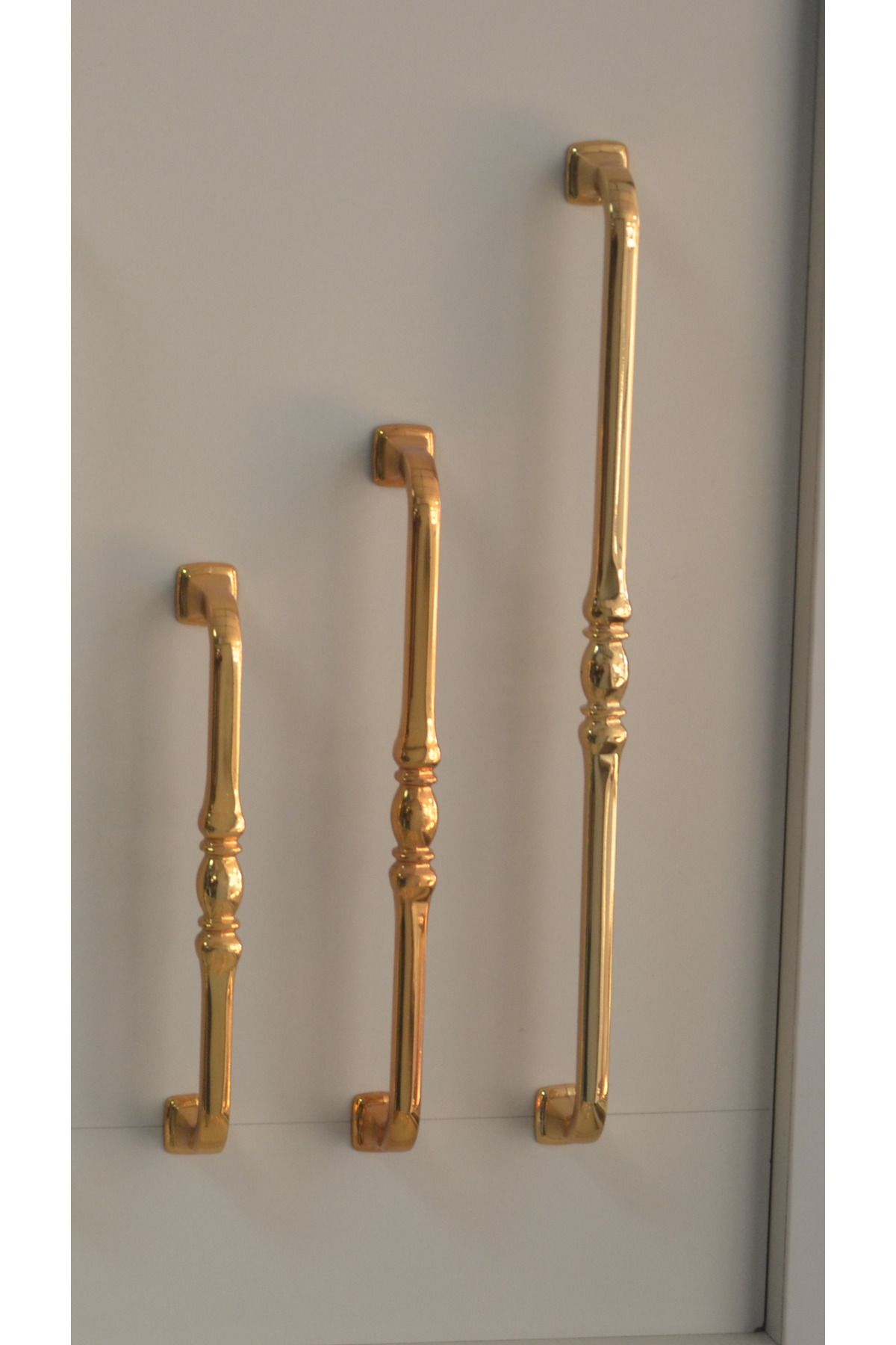 BafArt Mobilya Kulpu Şehzade 224mm Altın