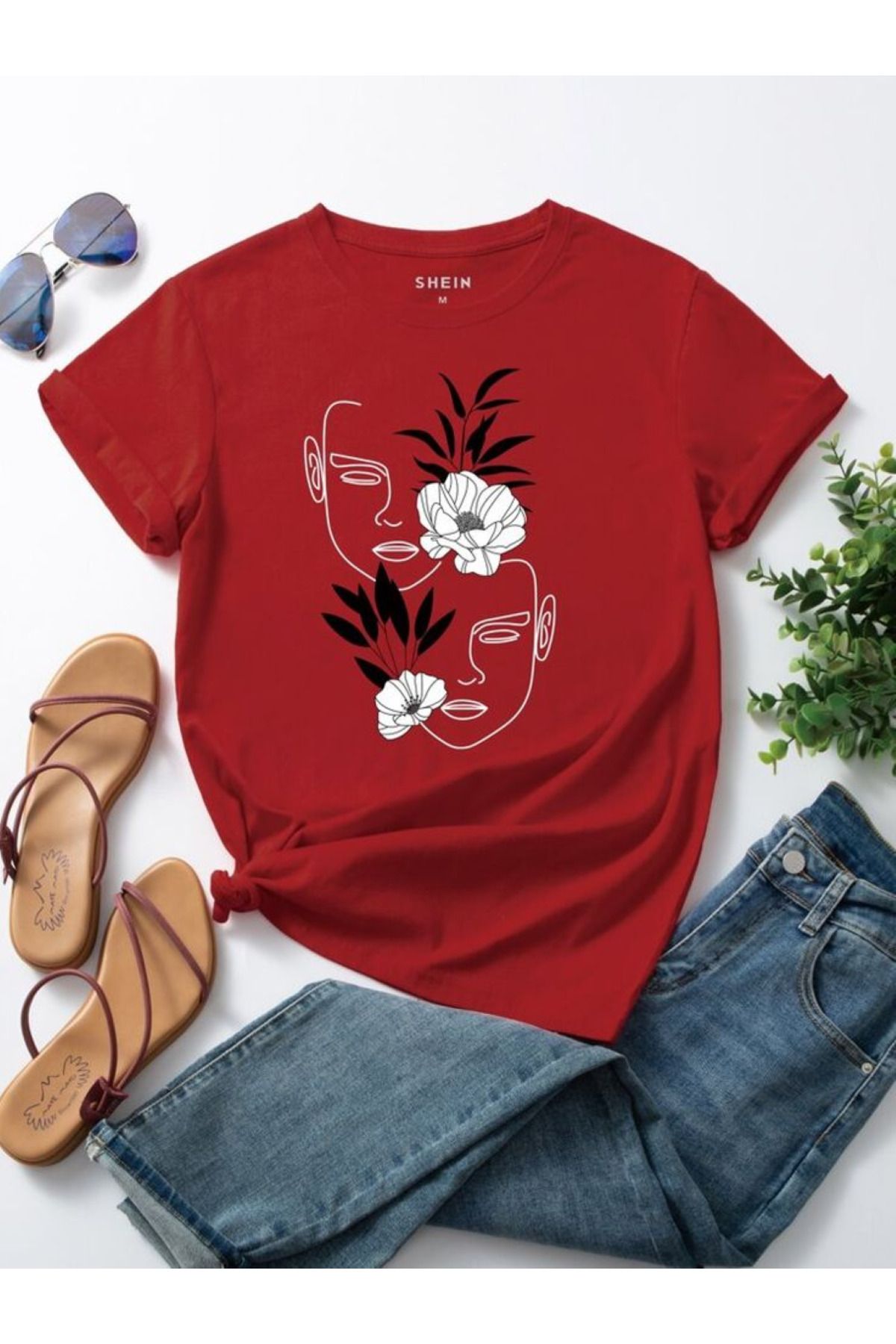 aynewmoda Gül Baskılı Kısa Kollu Yuvarlak Yaka Tişört