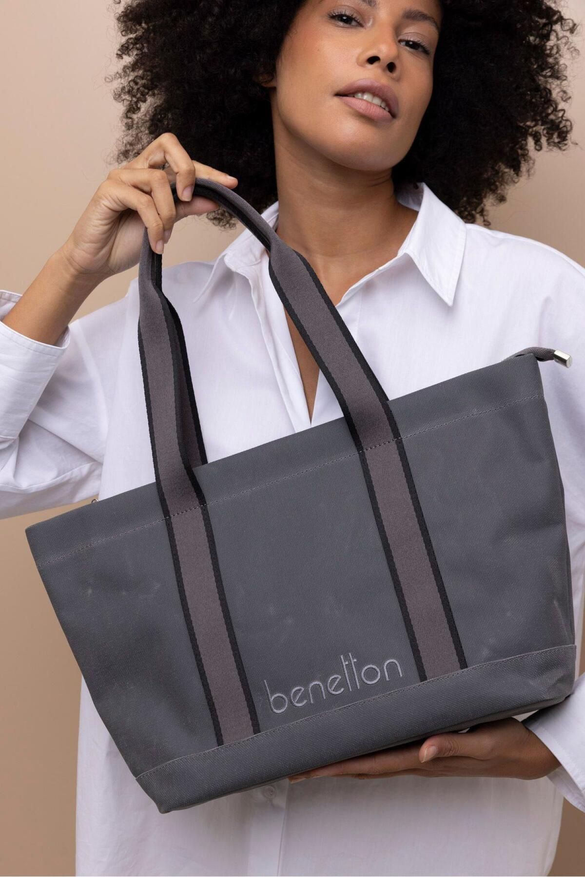 Benetton United Of Colors Benetton Bnt-1411 Kadın Omuz & Kol Çantası