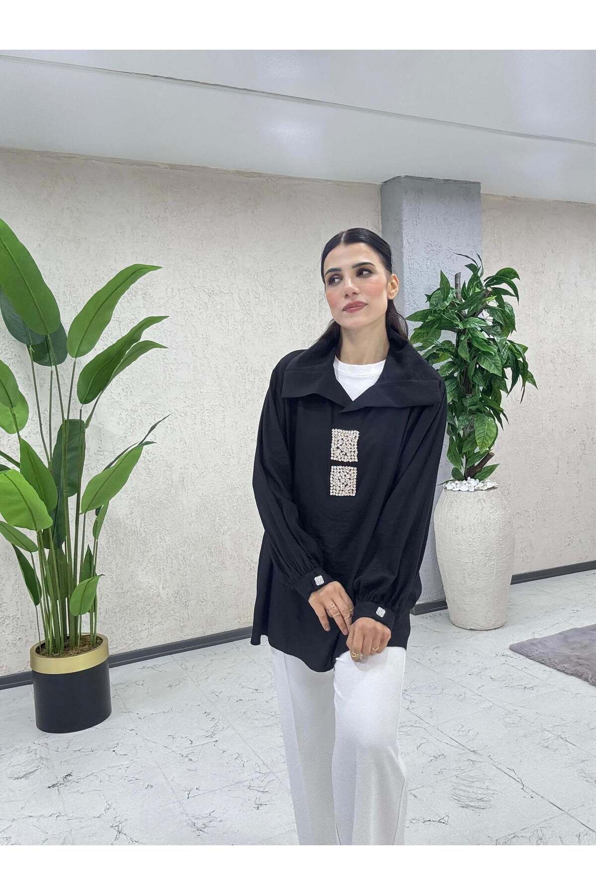 AlmiraTesettür Kare Taşlı Tunik