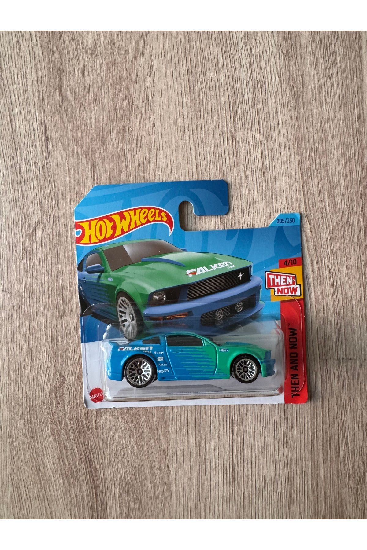 HOT WHEELS Ford Mustang - Falken
