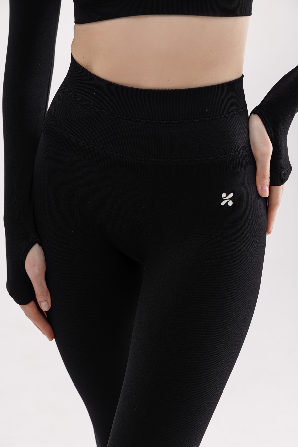 YoubeActive  Kadın Yüksek Bel, Esnek Ve Toparlayıcı Spor Tayt Siyah - Görsel 3