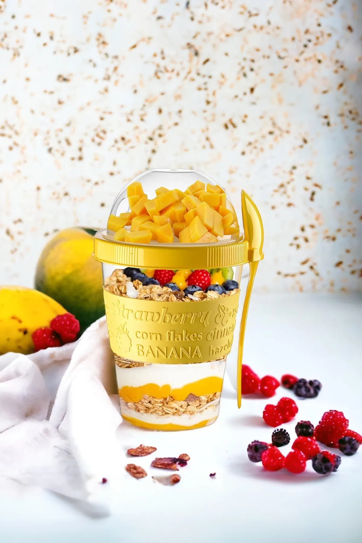 Soillium-Practical Portable - Healthy Food and Yogurt Muesli Granola Diet Container with Spoon 2