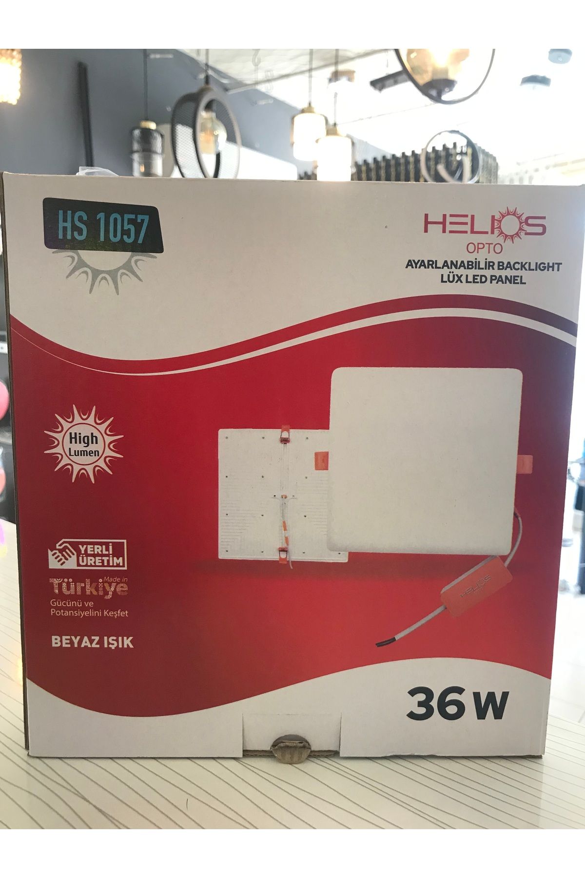 Helios 36 W AYARLANABİLİR BACKLİGHT KARE PANEL HELİOS BEYAZ IŞIK
