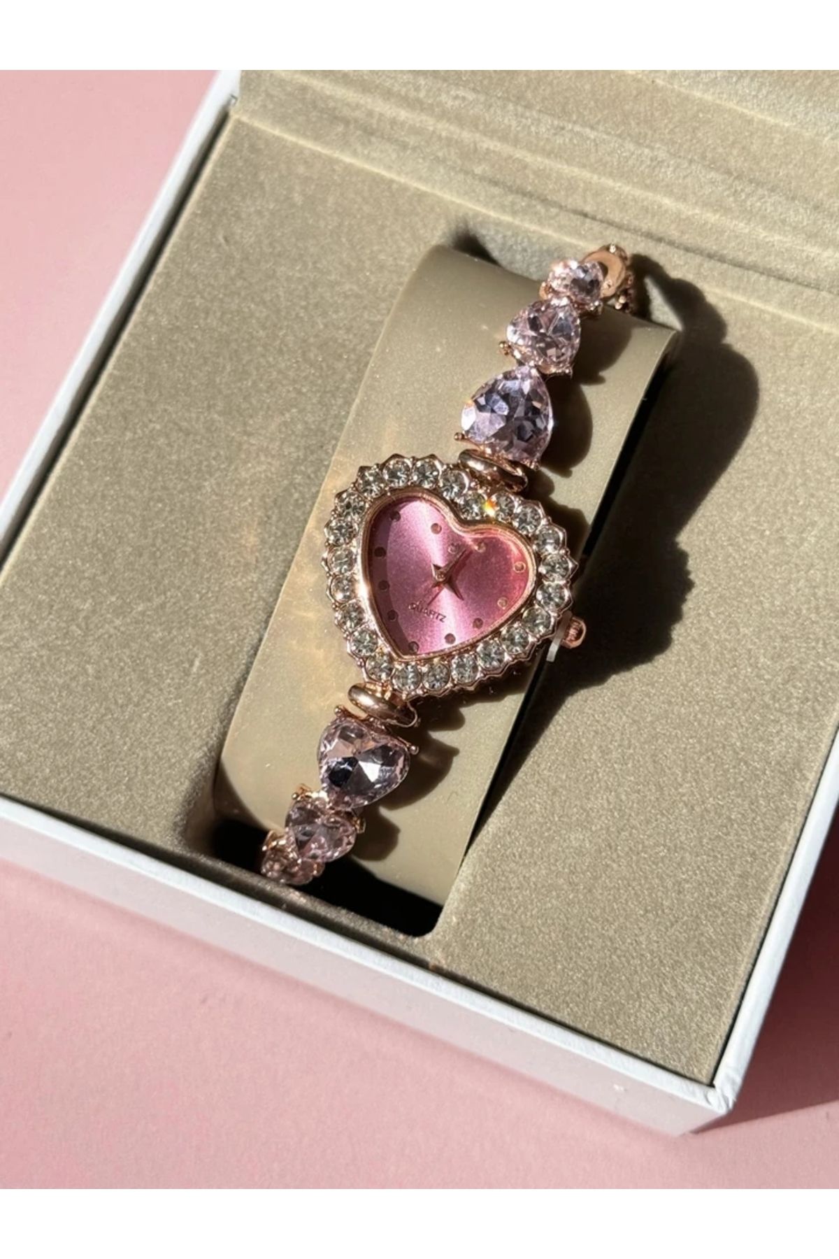 Harlofia Jewelry Asansörlü Pembe Kalpli Taşlı Saat