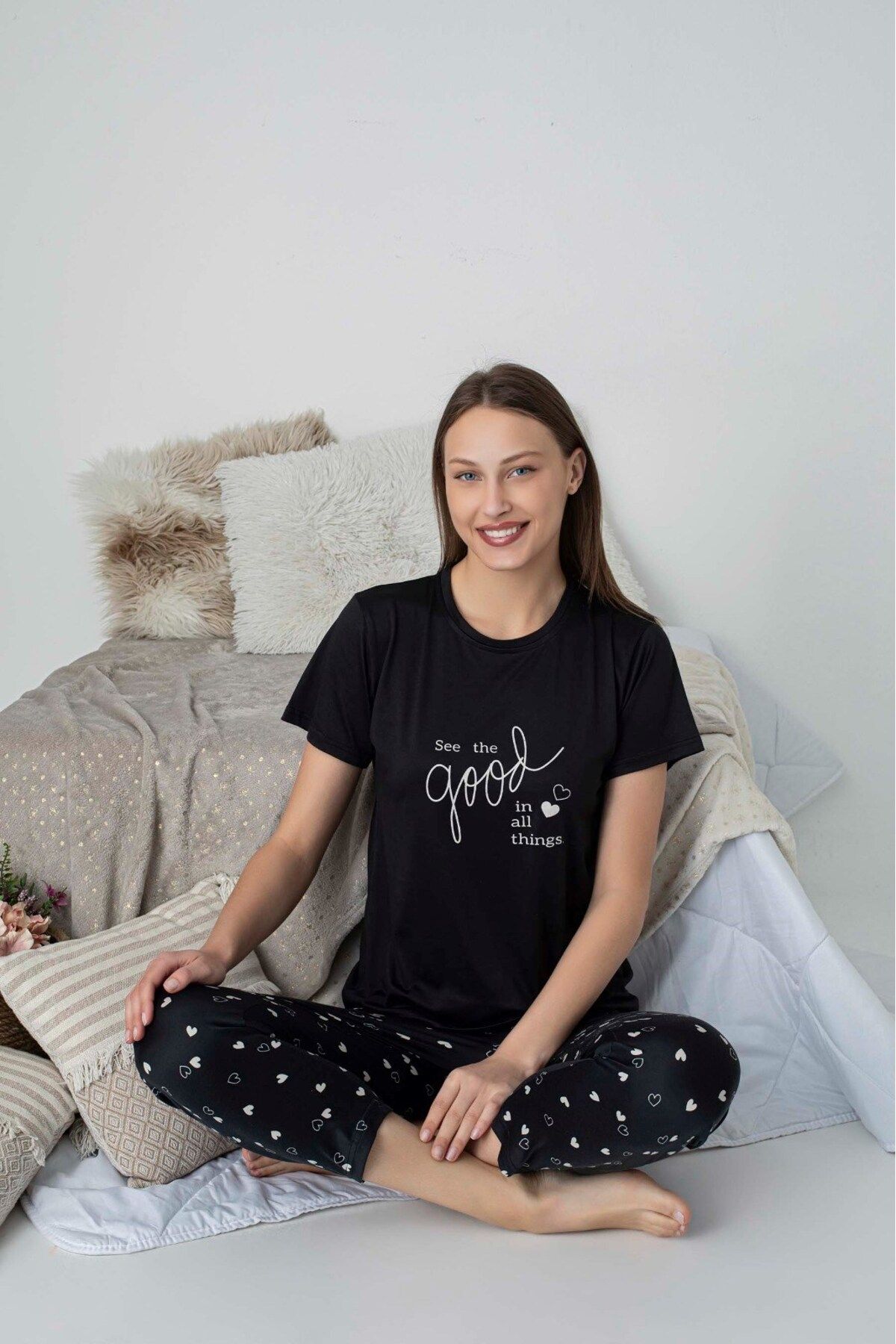 GUAVA+ Kadın Desenli Bisiklet Yaka Düğmesiz Milan Yazlık Kısa Kol Pijama Takımı
