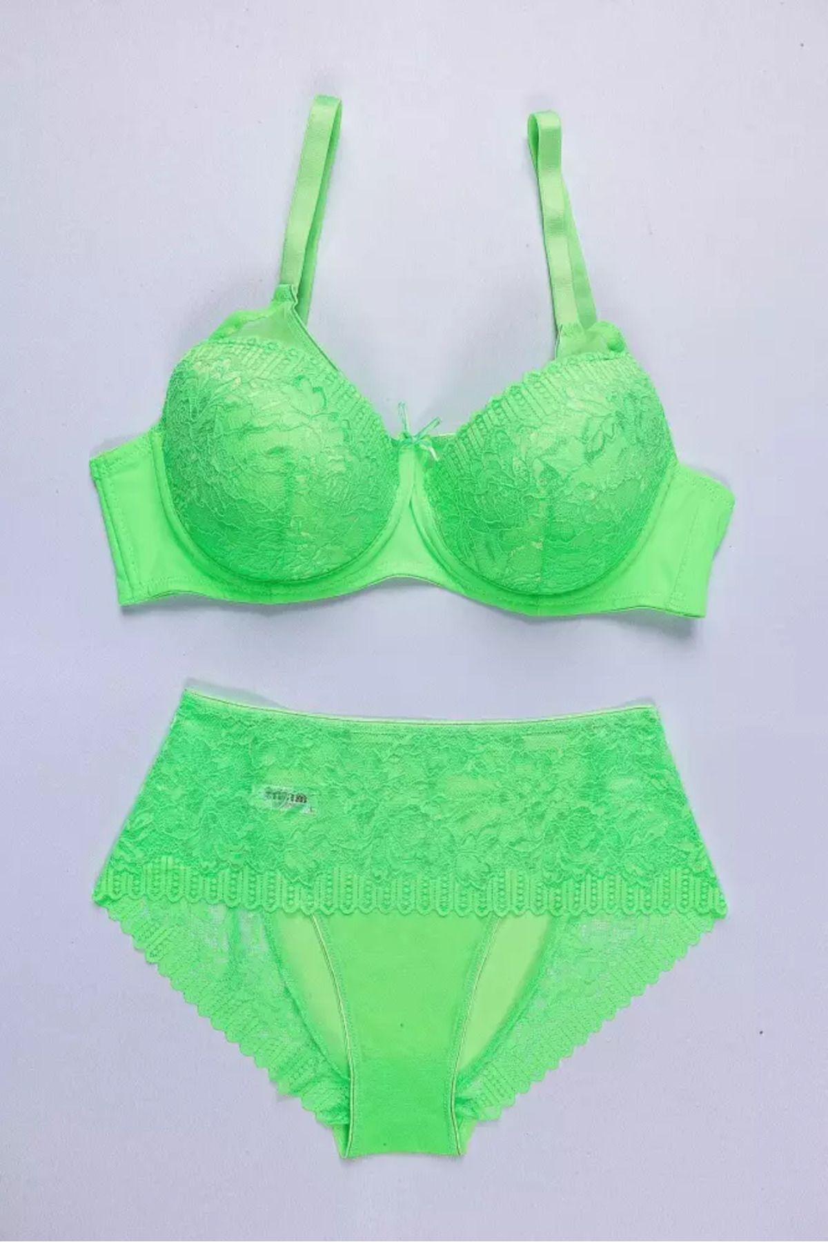 Star Tılsım Lingerie Neon C Kap Dolgusuz Dantelli Sütyen Takımı
