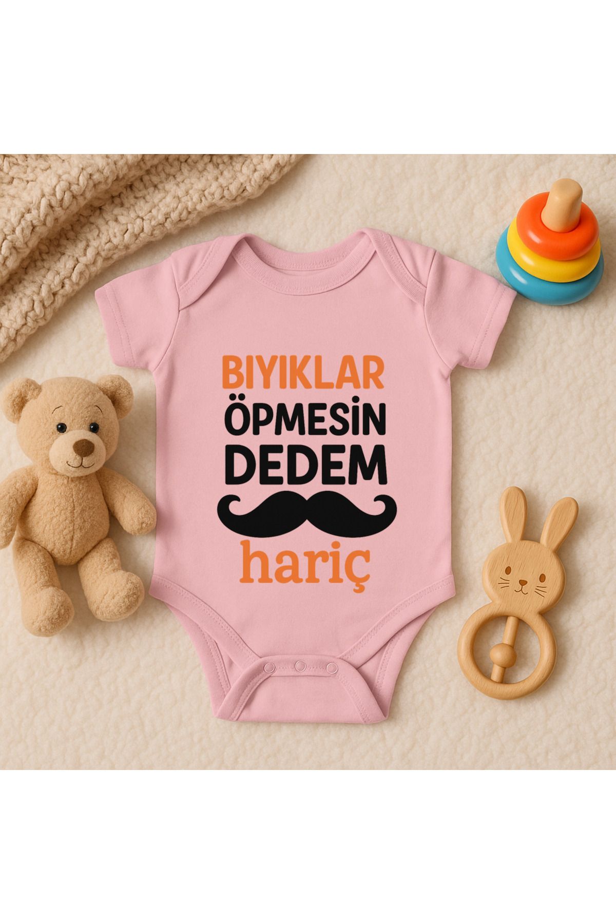 Magic Bravo %100 Pamuk Bıyıklılar Öpmesin Dedem Hariç Baskılı Pembe Bebek Çıtçıtlı Badi Zıbın Body