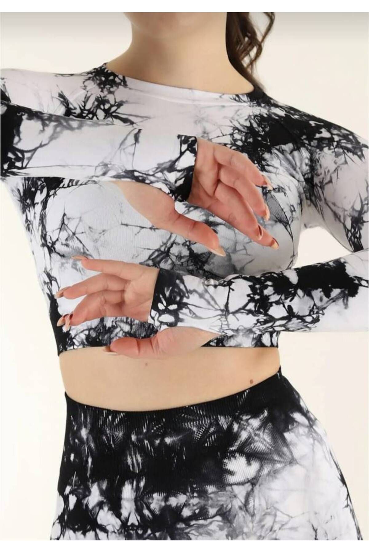 Star ŞIMART KADIN BEYAZ KALÇASI BÜZGÜLÜ FİTNESS SPOR TAKIM
