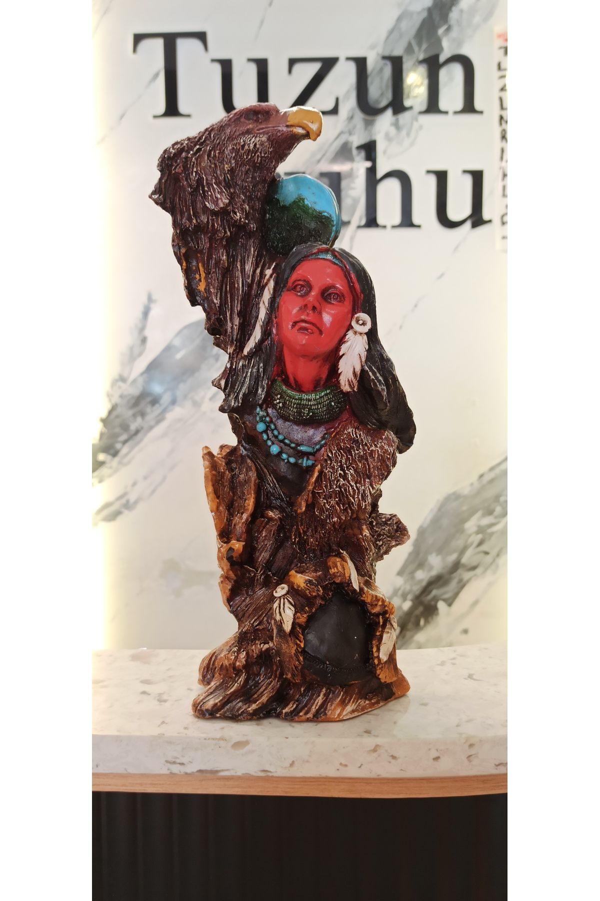 Tuzun Ruhu KIZIL DERİLİ DEKORATİF BİBLO