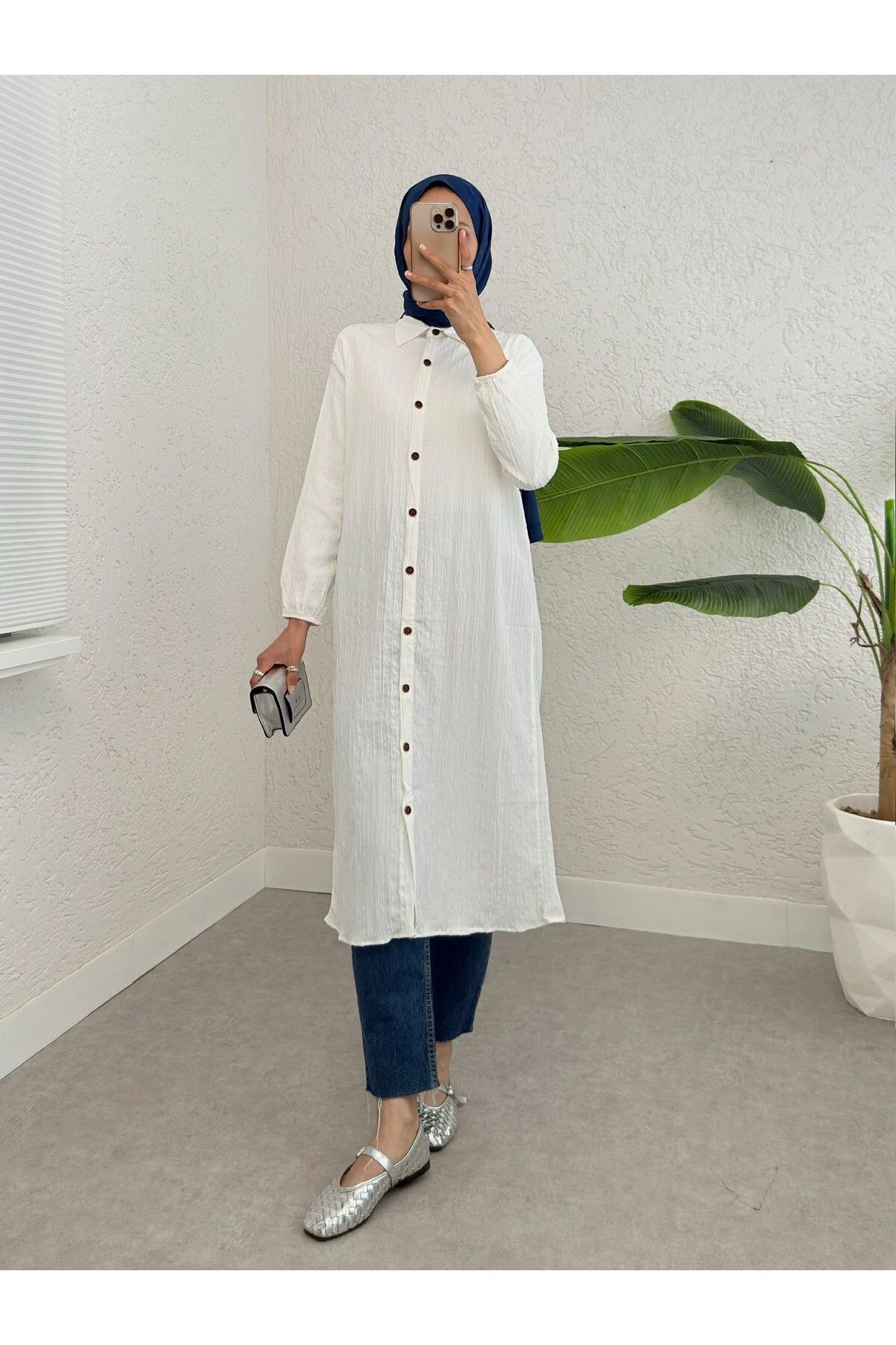 Modamorfo-Long Crinkle Tunic with Buttons and Elastic Sleeves - White 3