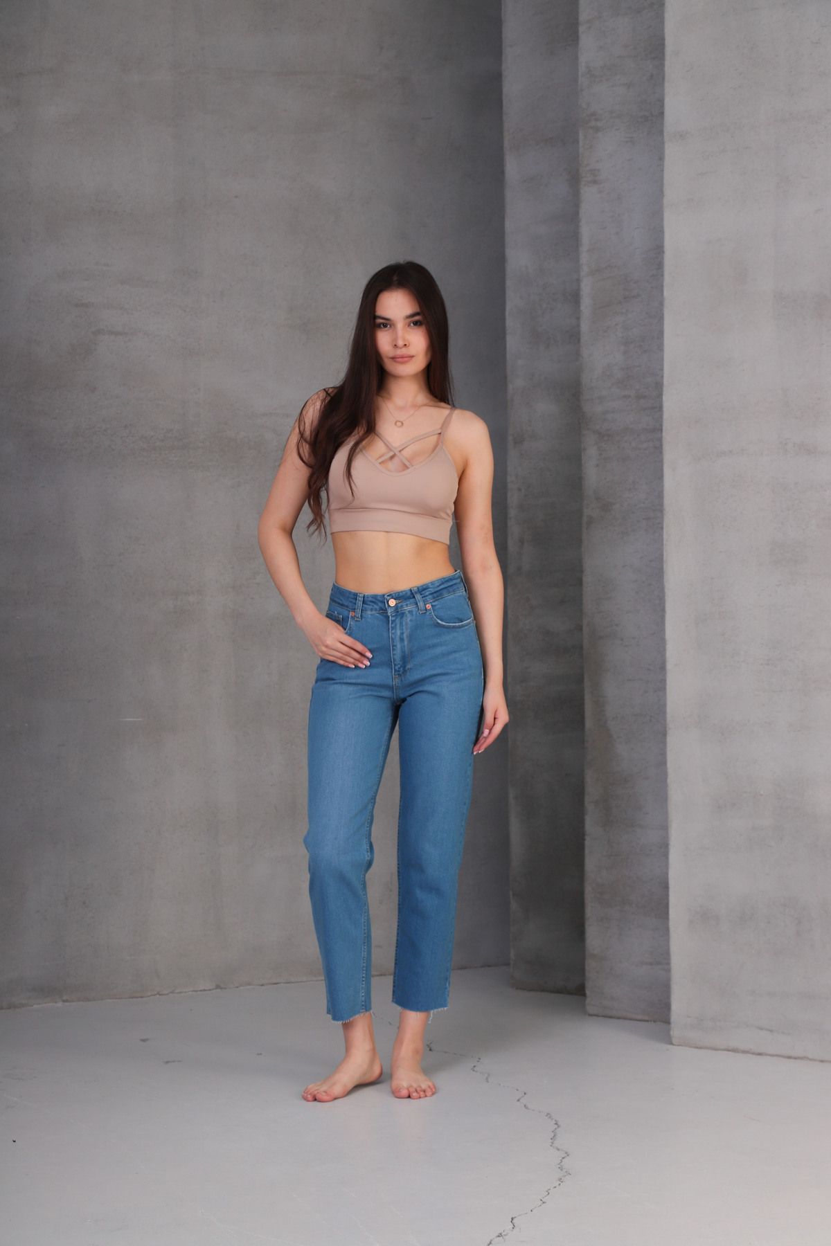 moodince MOM JEAN PAÇA KESİK LİKRALI