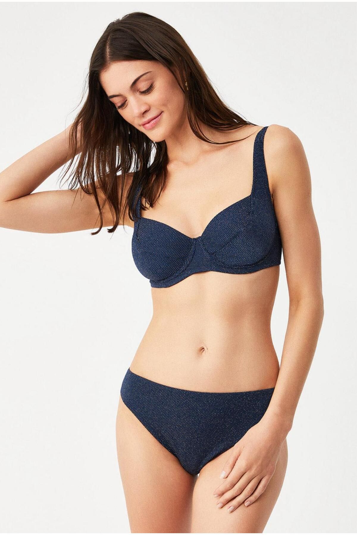 Kom Rıggı Dokulu Kumaşlı Toparlayıcı Bikini