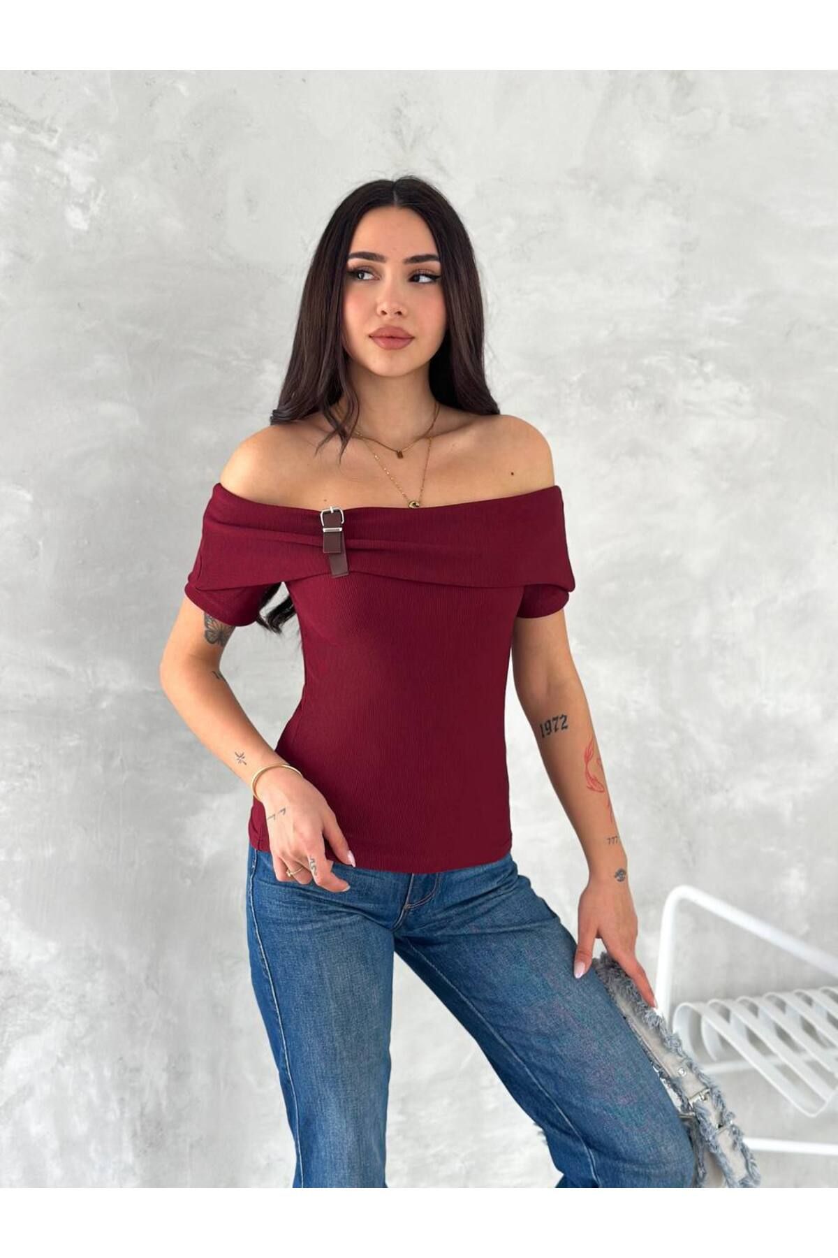 Castivo Fashion Tokalı Omzu Açık Ribana Bluz
