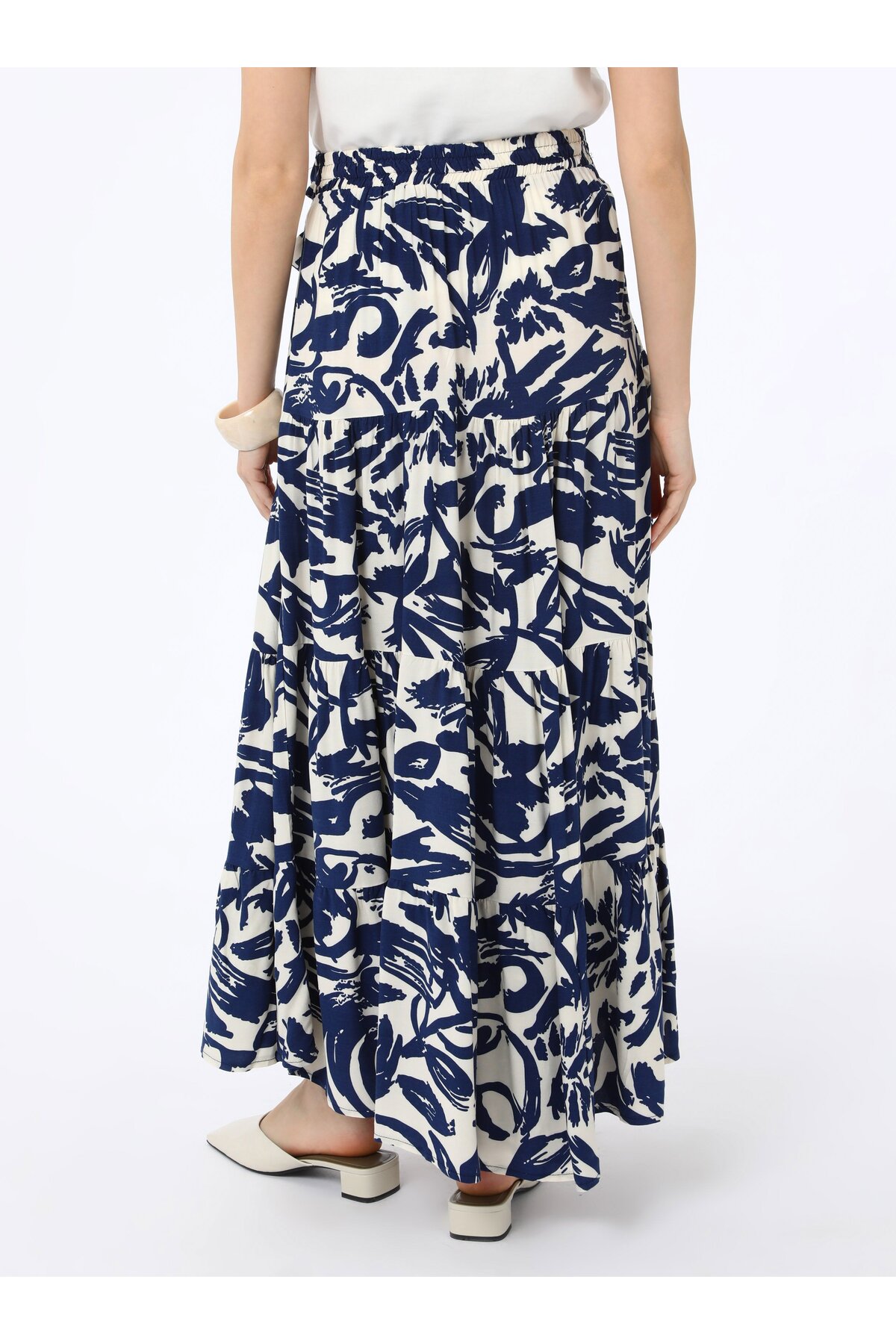 Refka  Floral Desenli Viskoz Etek - Lacivert - Beyaz Desenli - Refka - Görsel 5