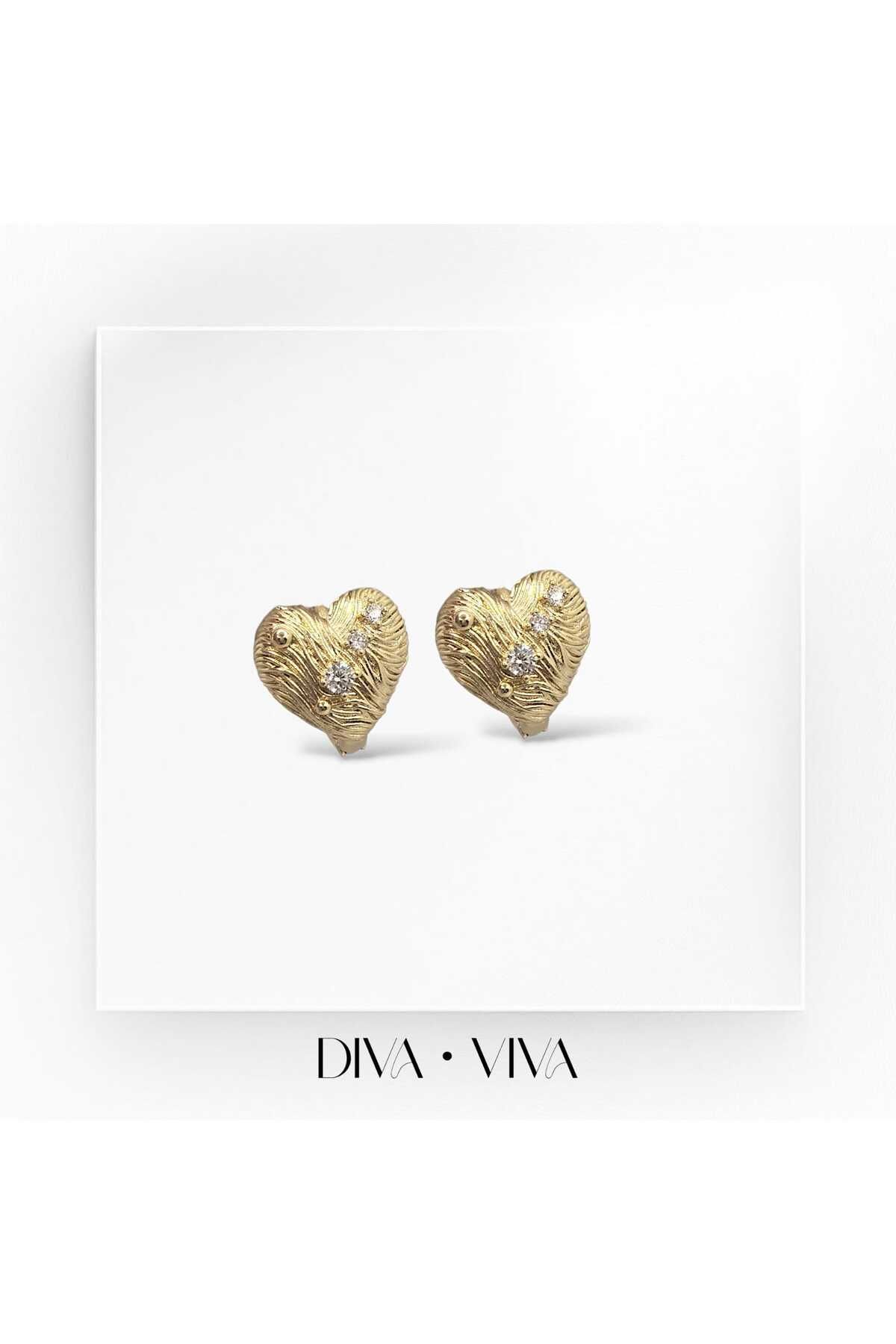 DivaViva Diva Viva - VIP 14K Taşlı Desenli Kalp Kadın Amora Küpe