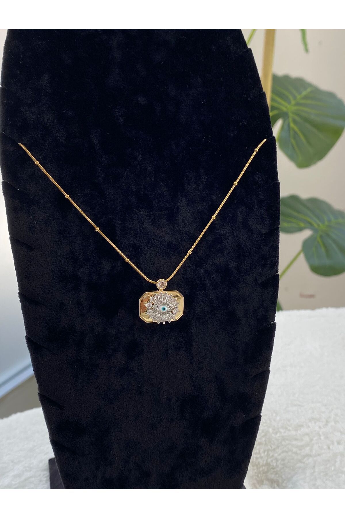 DMR Accessoire Çelik göz kolye gold