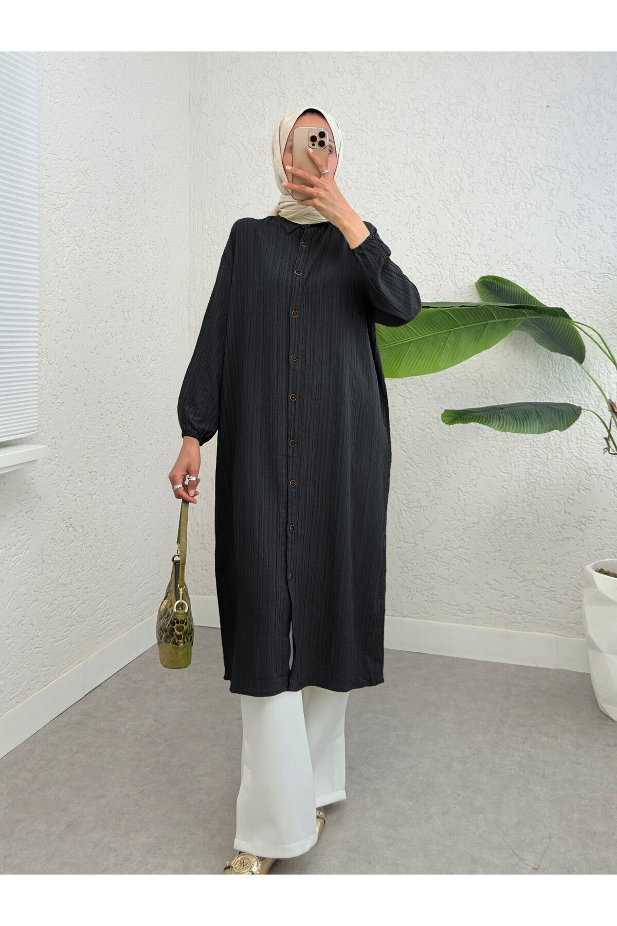 Modamorfo-Long Crinkle Tunic with Buttons and Elastic Sleeves - Black 3