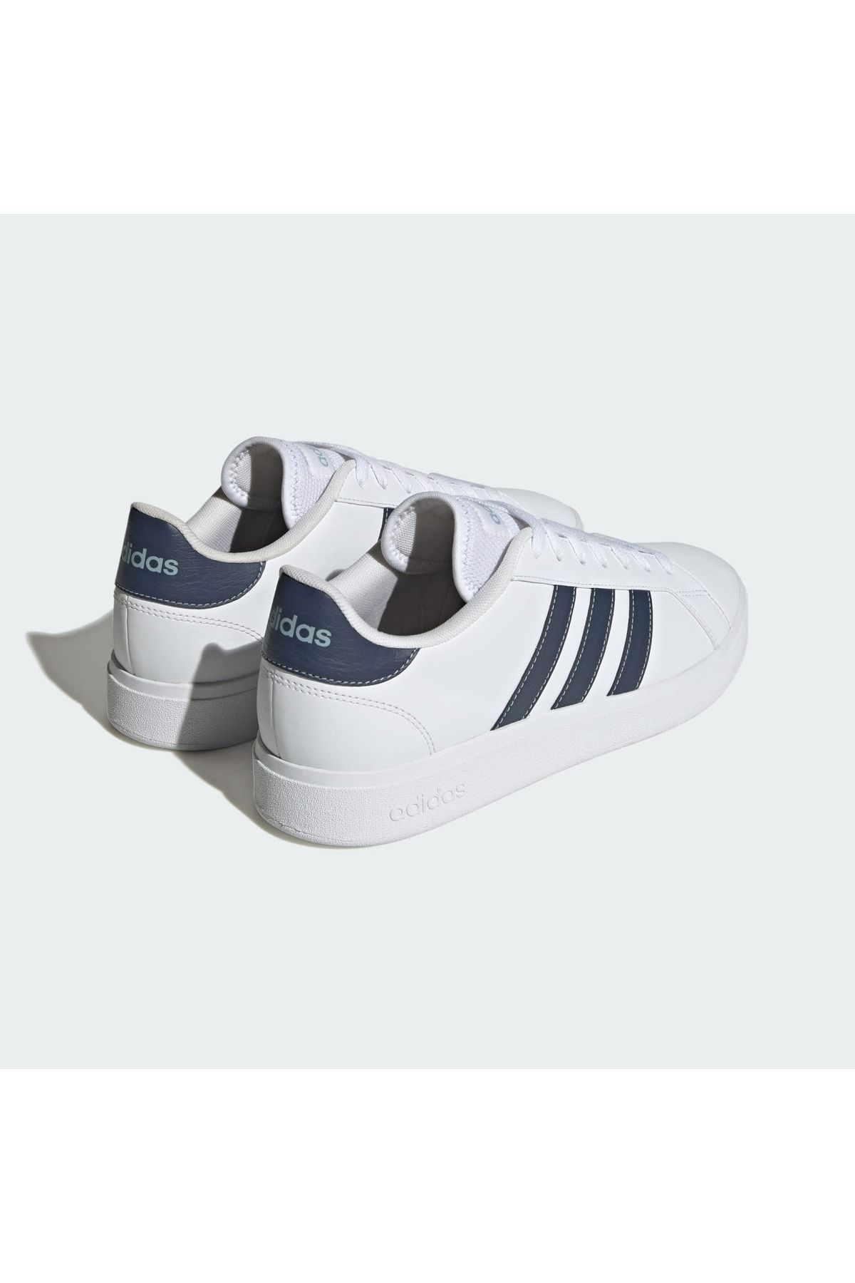 اسنیکر سفید مردانه کفش های BASE اورجینال adidas
