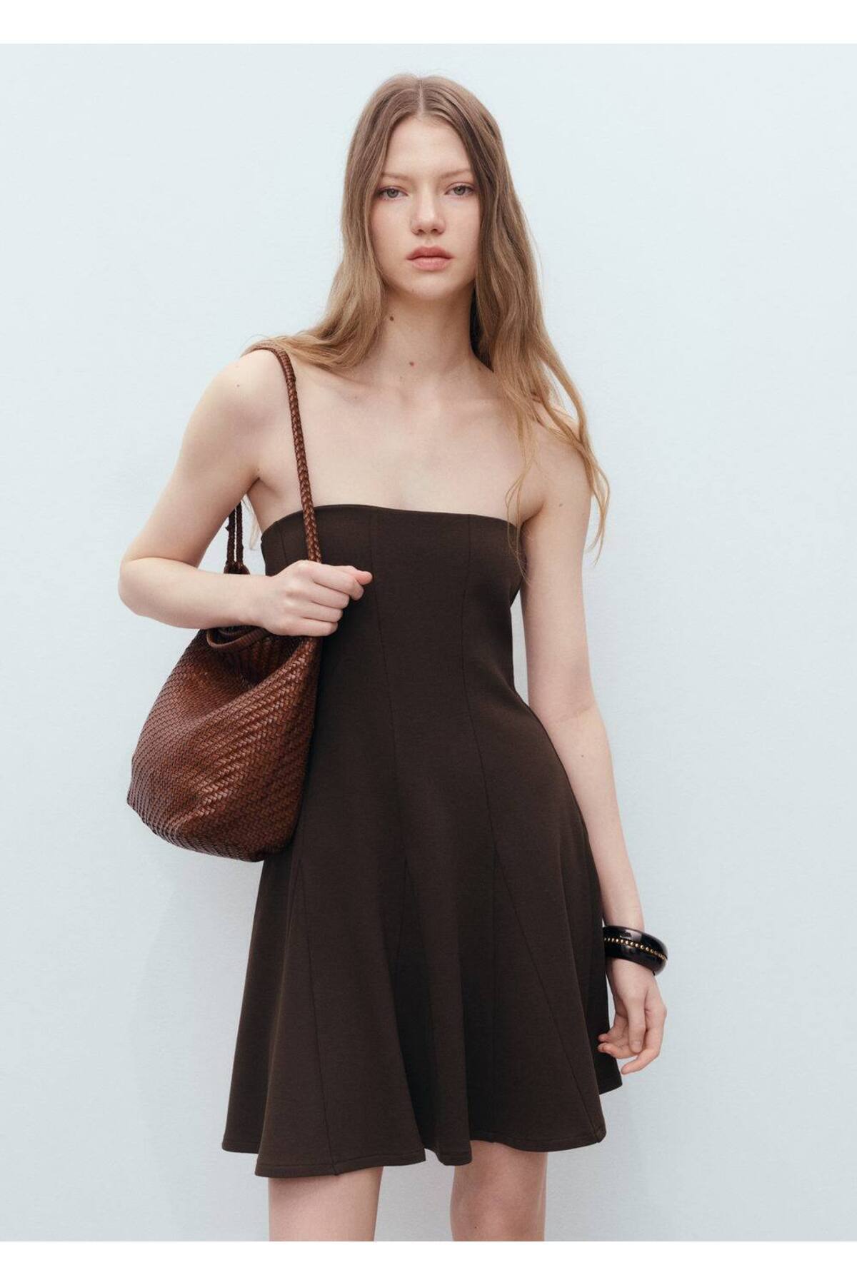 Straplez Pileli Kısa Elbise