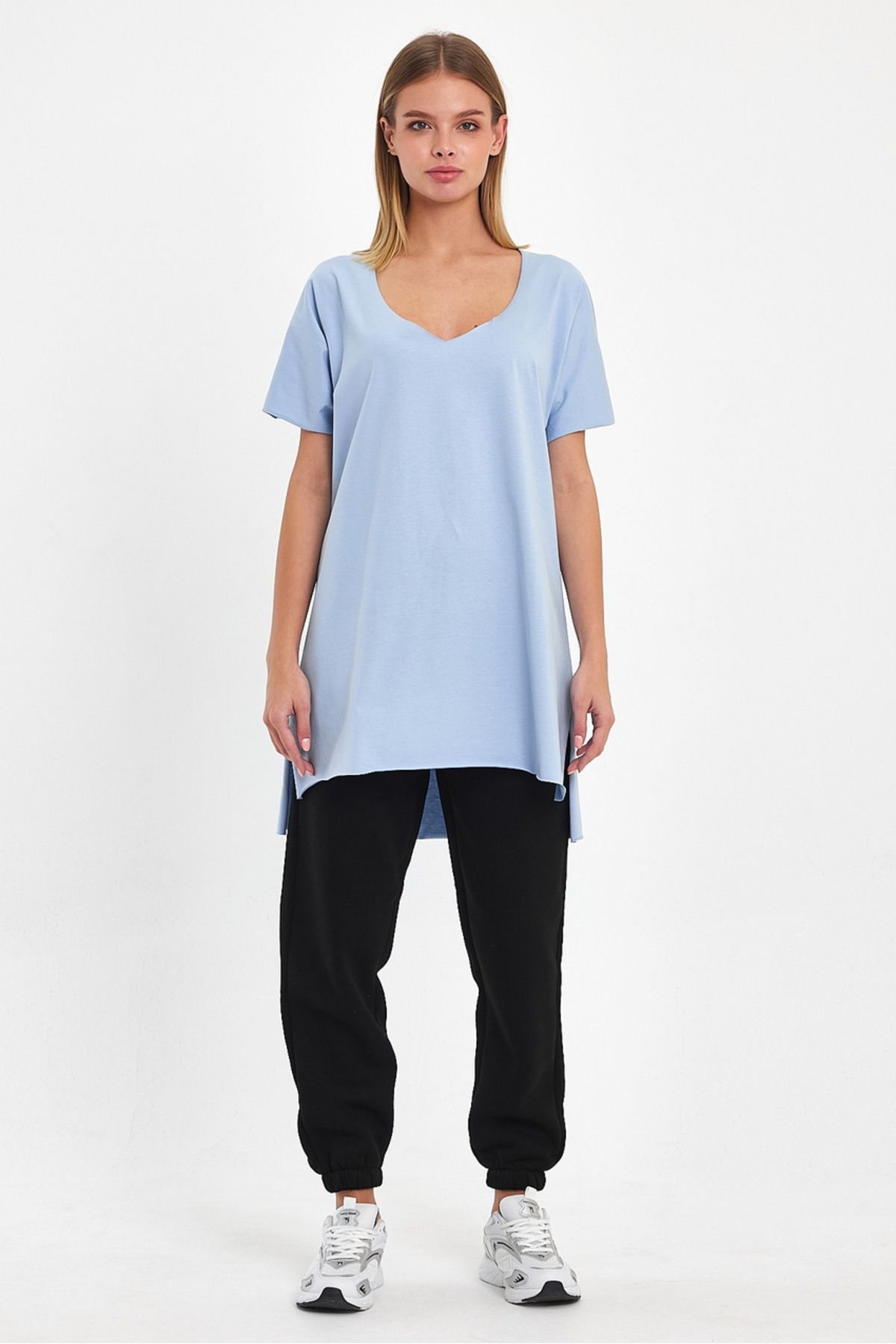 complete the look image