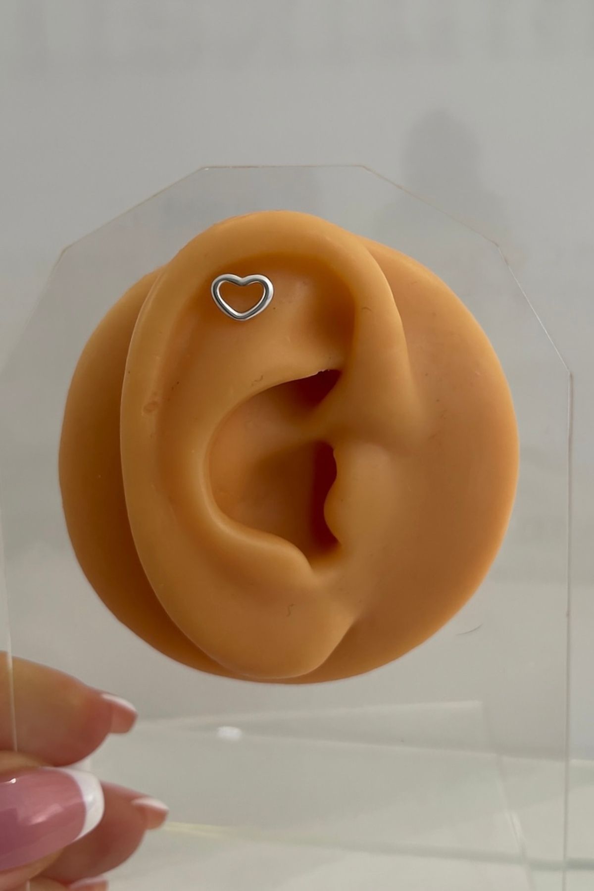 Siminkari 925 Ayar Üzerine Rodyum Kaplama İçi Boş Kalp Silver Piercing Tragus Helix