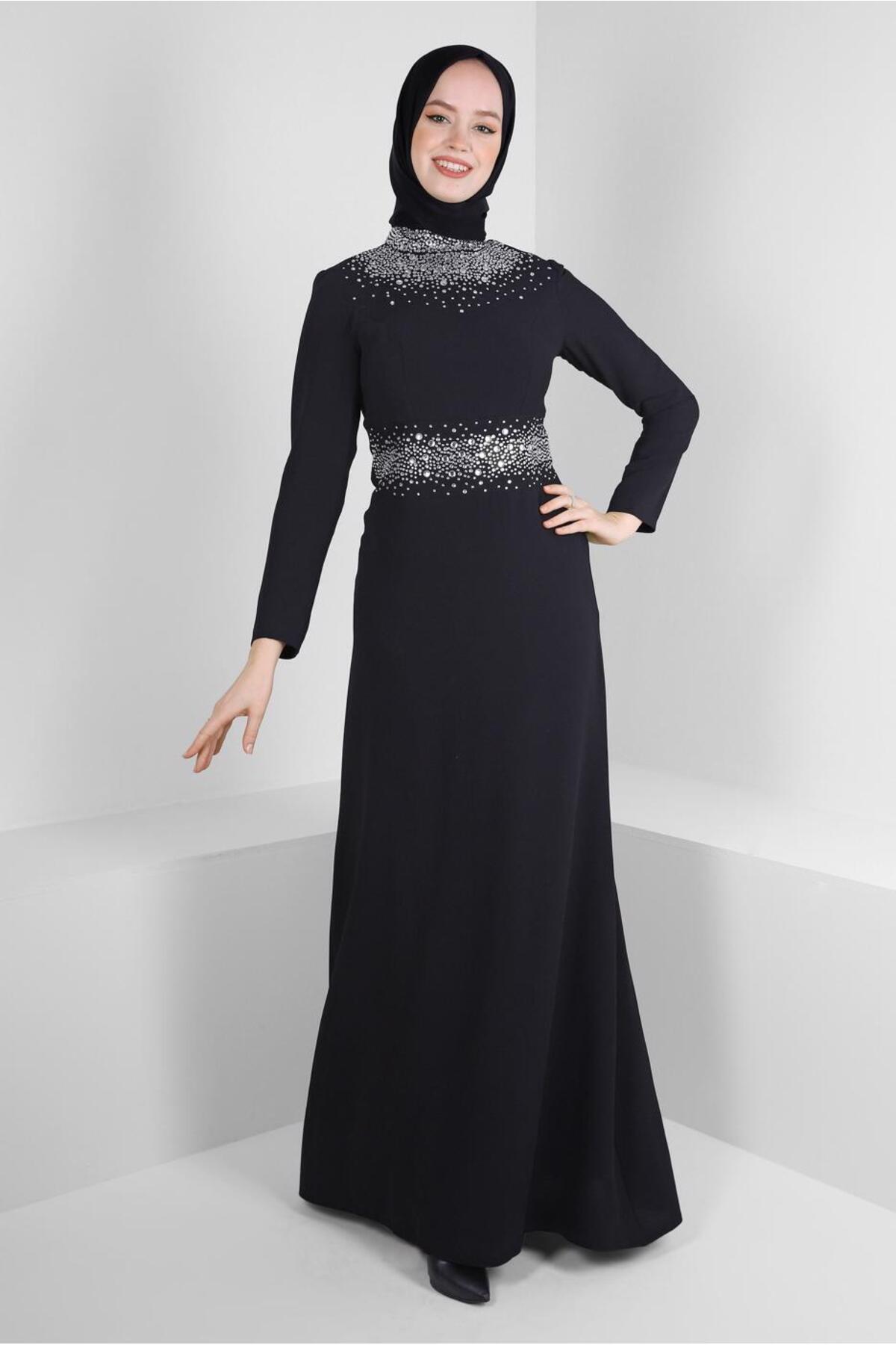 آلوینا لباس شب با یقه و کمر سنگ دوزی شده ۵۰۳۷۷ آلوینا لباس شب با یقه و کمر سنگ دوزی شده ۵۰۳۷۷