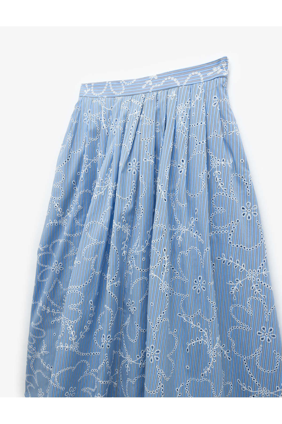 Koton  Pamuklu Astarlı Brodeli Pileli Fisto Uzun Çiçekli Kloş Etek - Görsel 6