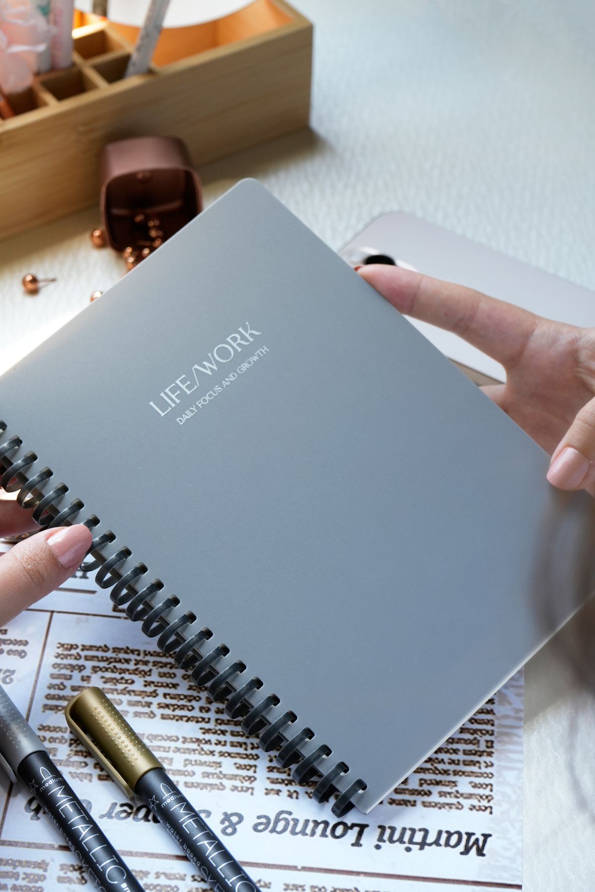 Victoria's Journals Silicone Spiralli Planlayıcı Life&Work 100 gr Ivory A5