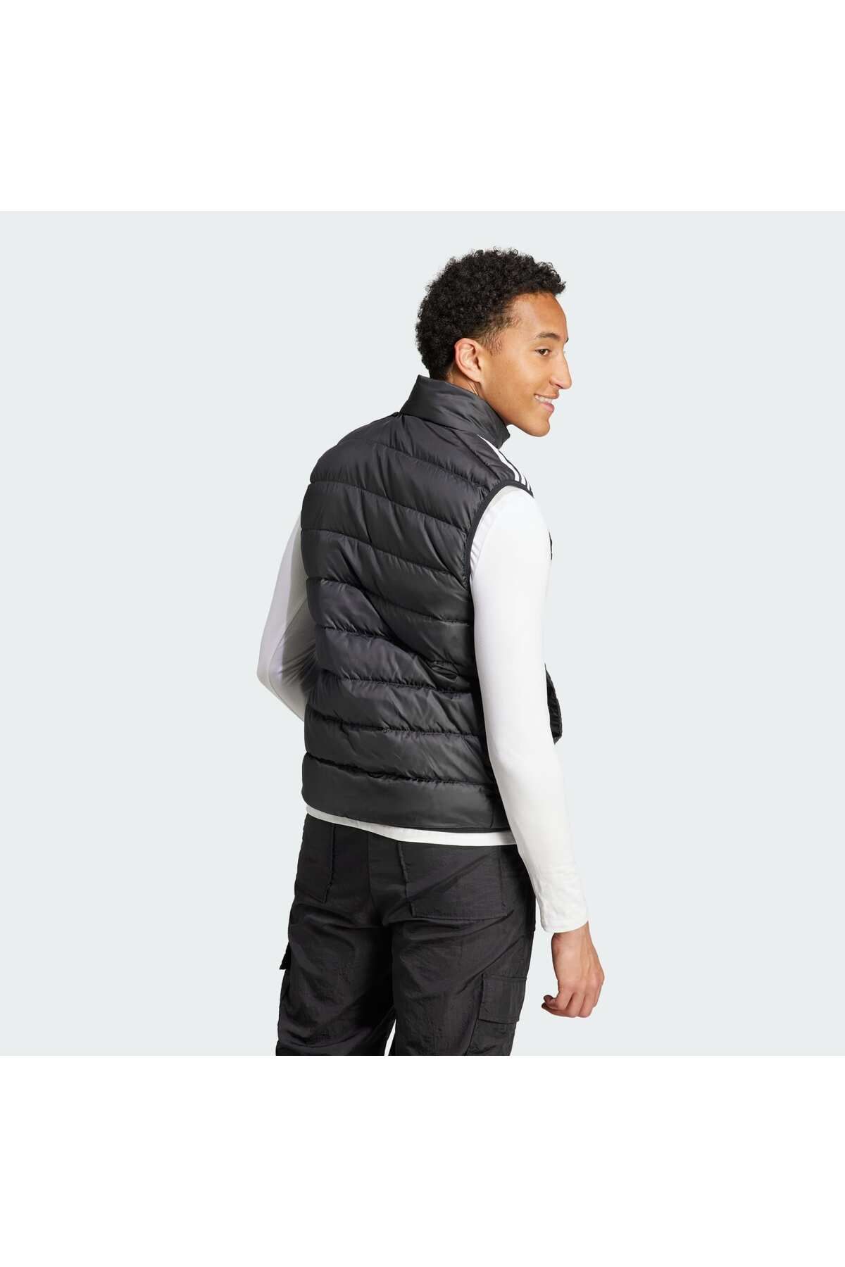 adidas-Essentials 3-Stripes Light down Vest 4