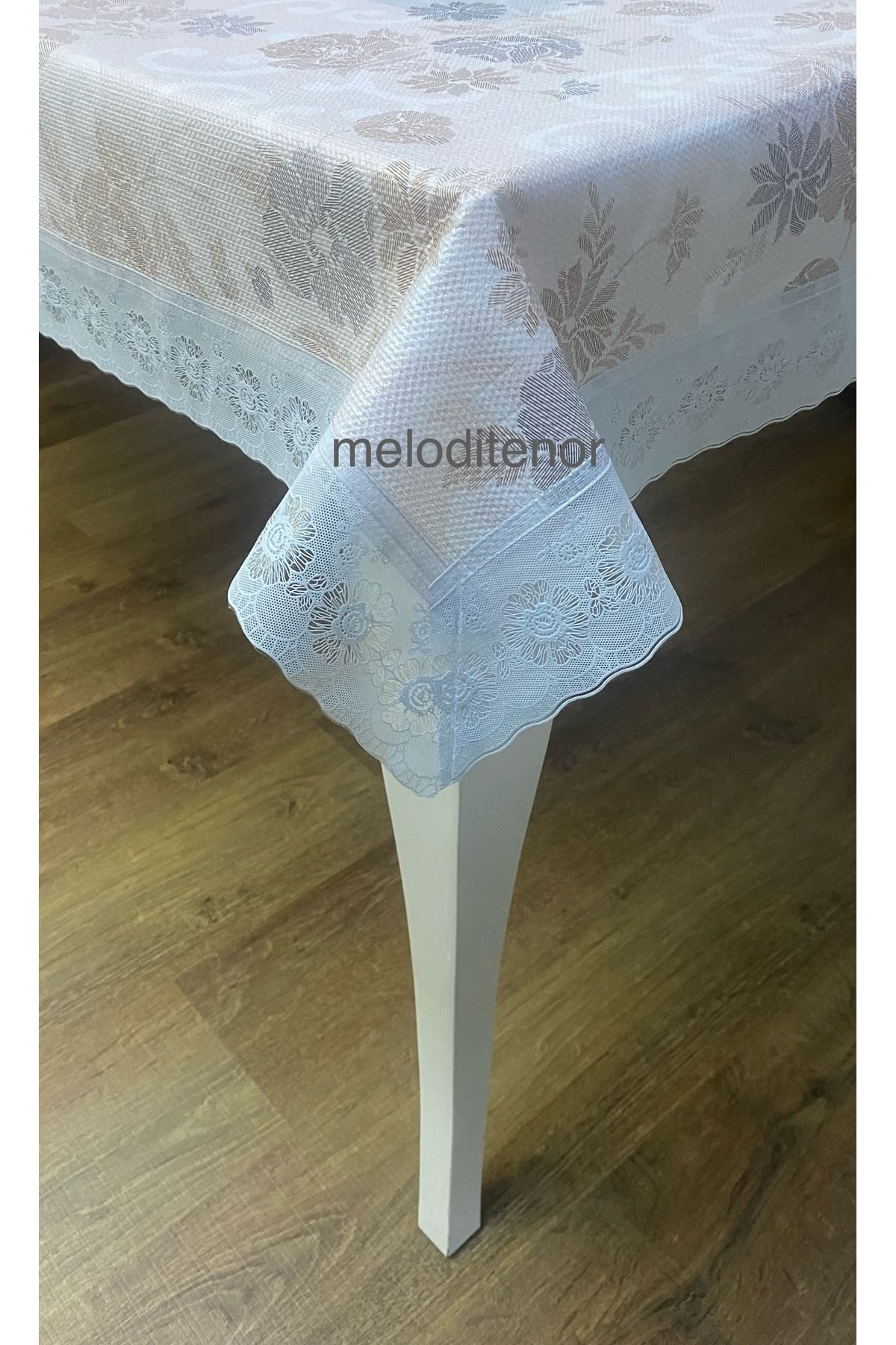 TNR Kaydırmaz taban kenarı işleme dantel güpürlü pvc dikdörtgen muşamba masa örtüsü 122x155 cm
