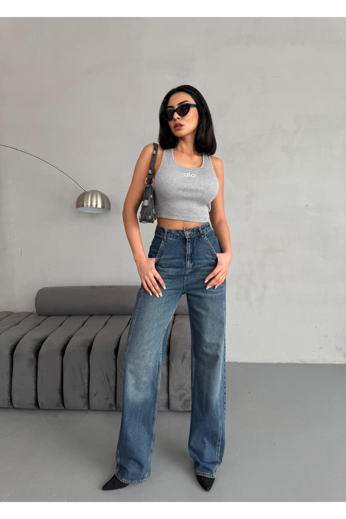 Zeo Basic-Wide-Leg Tint Jean with Side Seam Detail 4