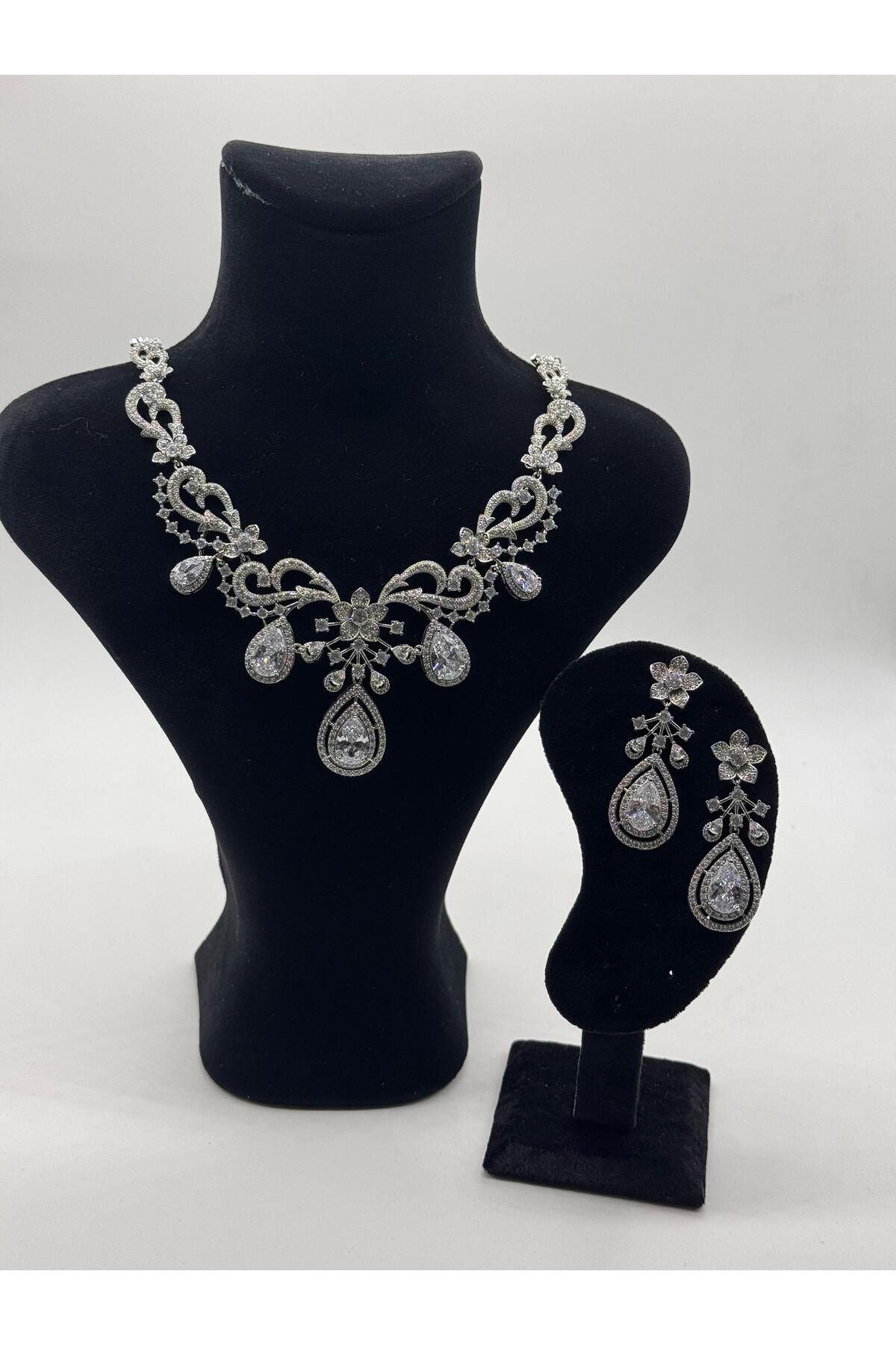 MODA KADIN ÇELİK PIRLANTA SET TAKIMI