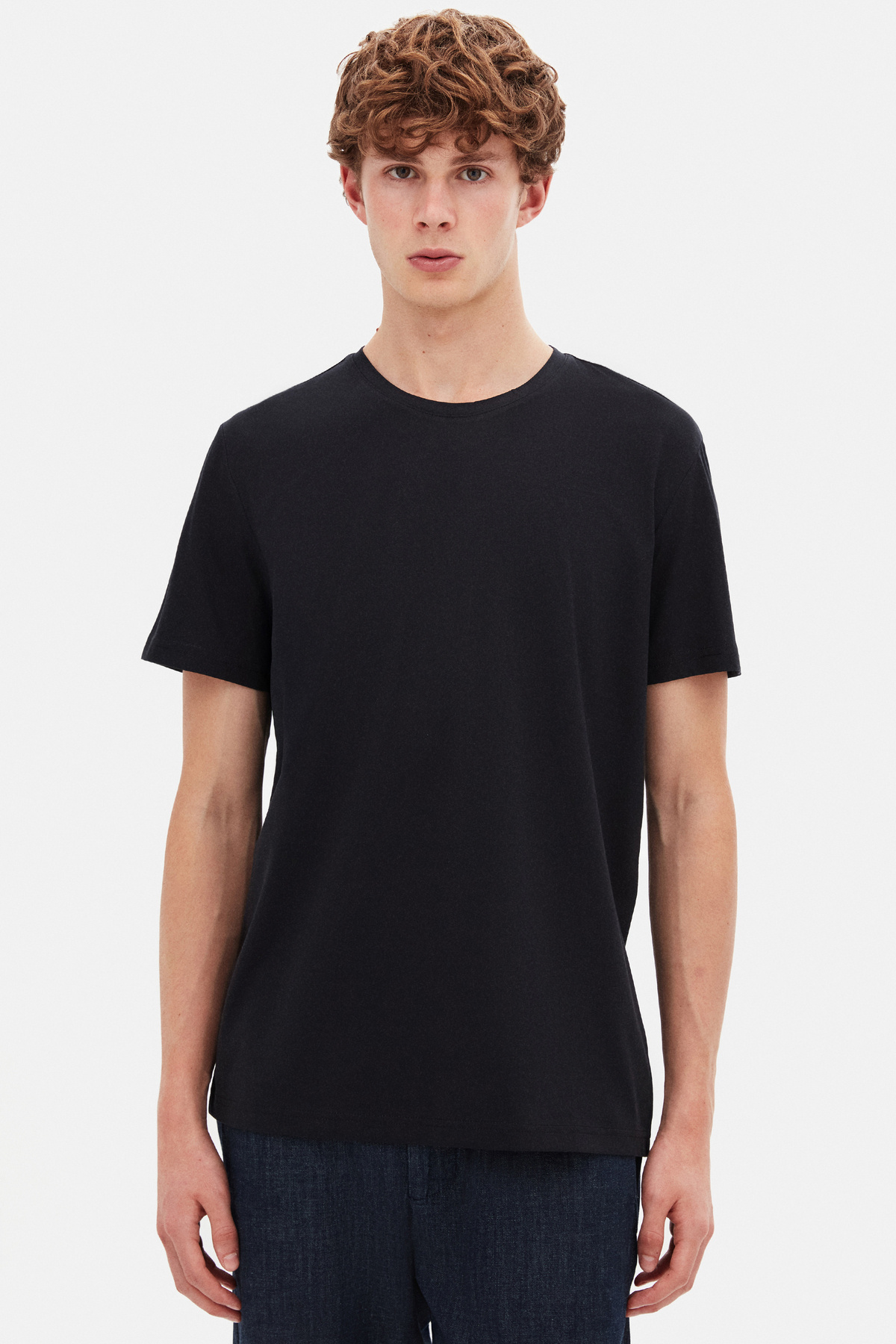 دی اس دامات تی‌شرت مشکی ۱۰۰٪ پنبه‌ای دی‌دامات کامفورت