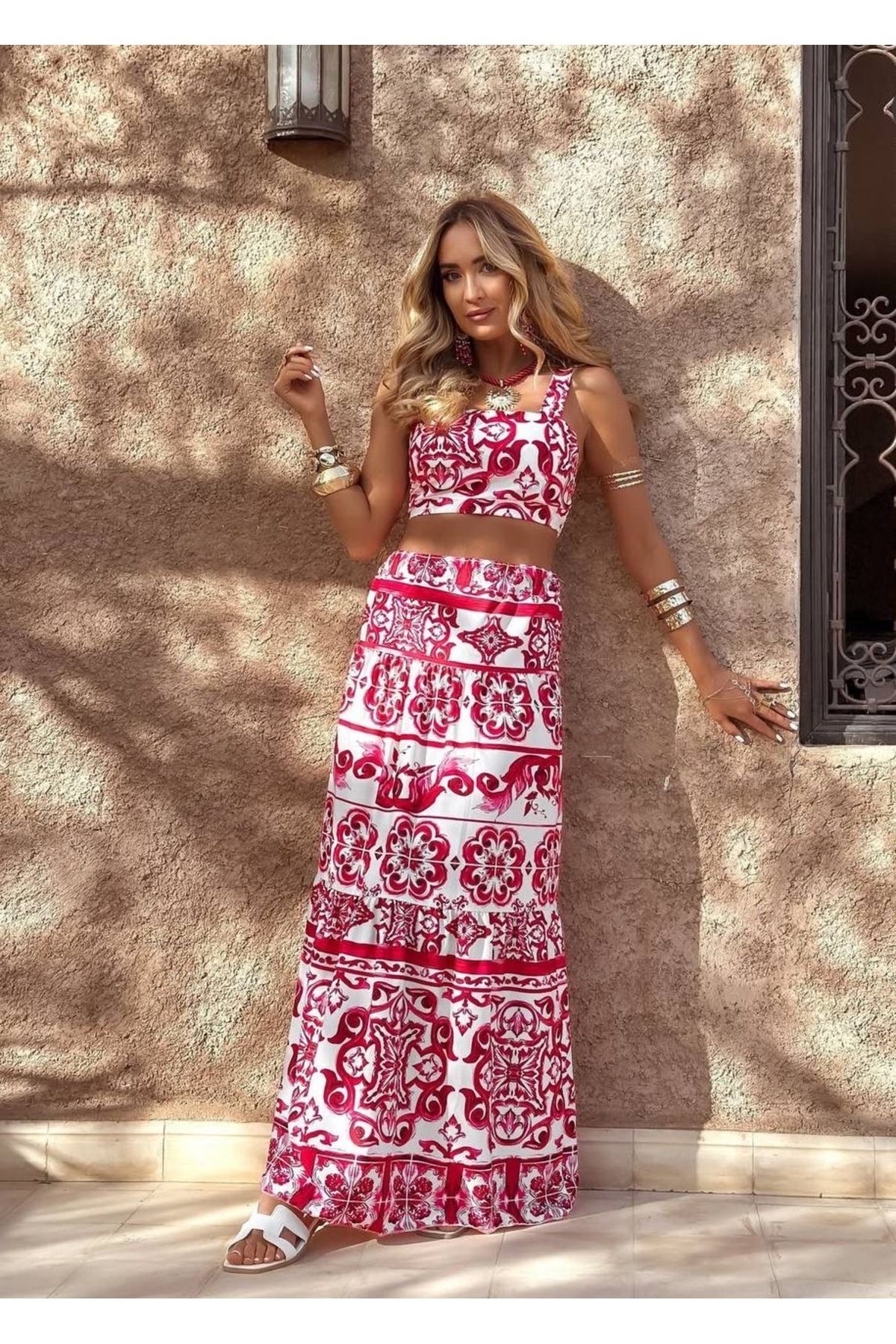 Kashaya Kadin Desenli iki parça takım: crop top ve uzun etek