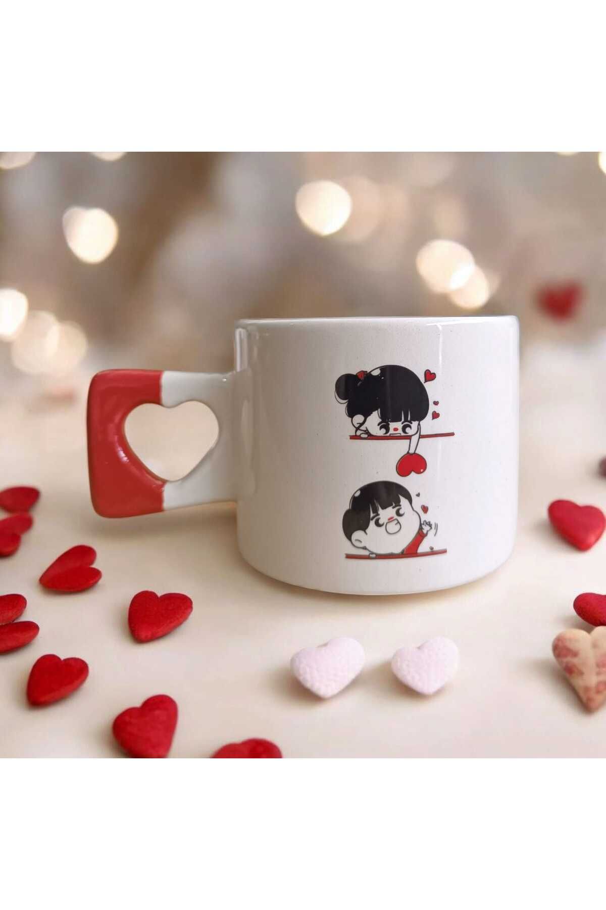 Simge Seramik Üzgün Aşıklar Çift Taraf Çizimli Kalp Kulplu El Yapımı Seramik Mug Kupa Çay Cappuccino Fincanı