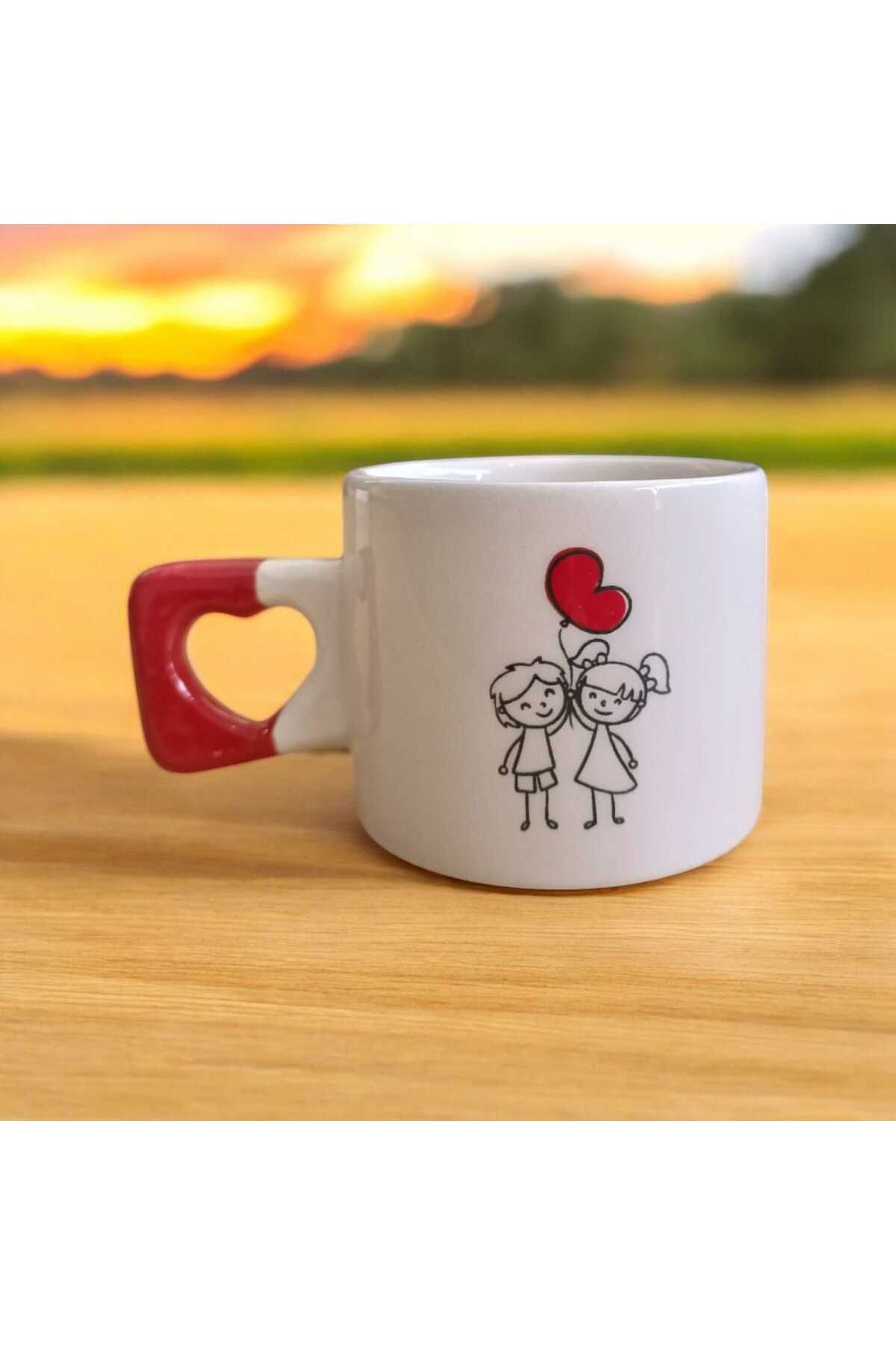 Simge Seramik Balonlu Aşıklar Çift Taraf Çizimli Kalp Kulplu El Yapımı Seramik Mug Kupa Çay Cappuccino Fincanı