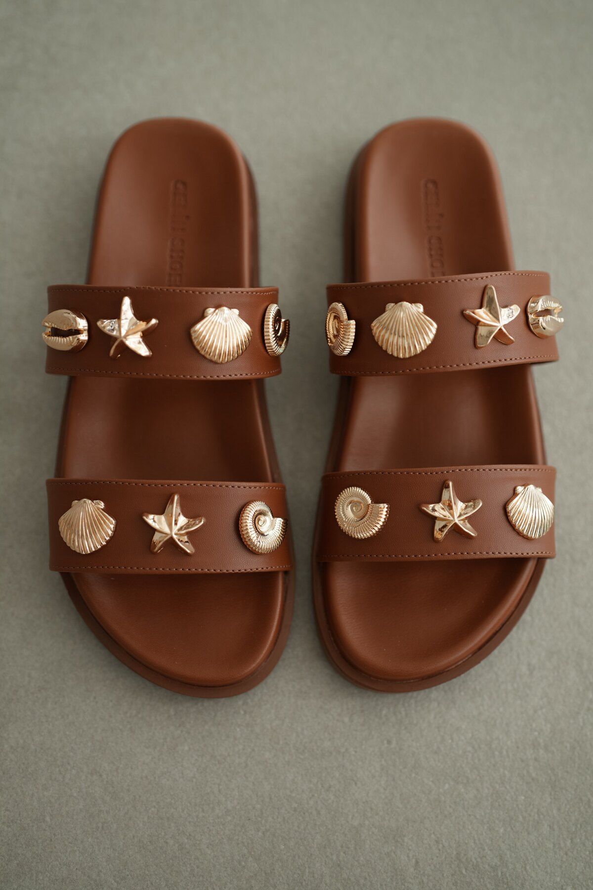 selinshoes Peony Yıldız Toka Detaylı Kadın Terlik- TABA