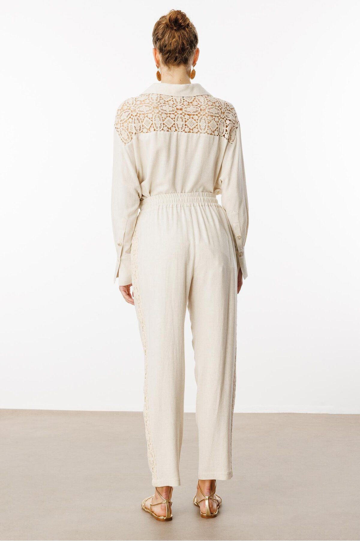 Moda İlgi-Modailgi Buy Elastic Waist Trousers with Guipure Fabric Tape Detail on the Sides Original 4