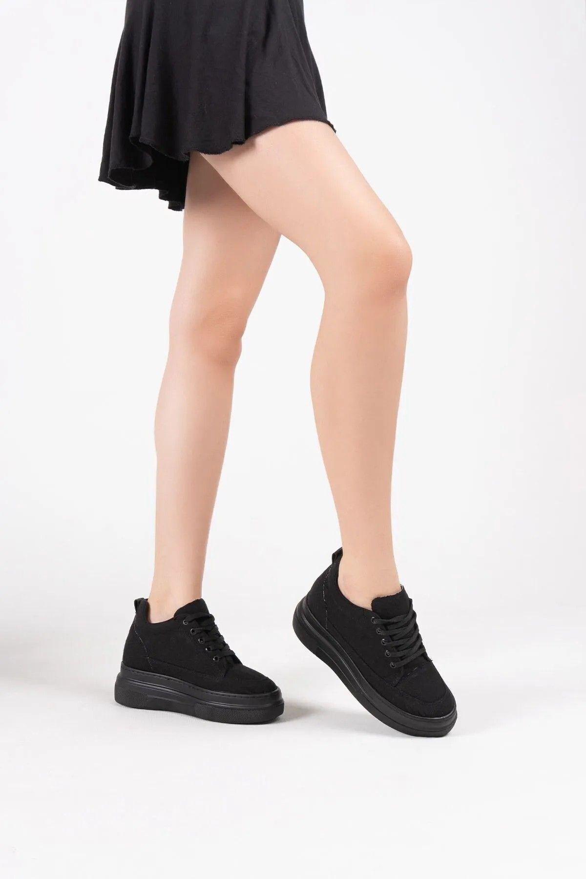 courtaran KISA BOYLU HANIMLARA ÖZEL GİZLİ TOPUKLU SNEAKER KETEN AYAKKABI SİYAH TOPLAMDA 9 CM BOY UZAMASI