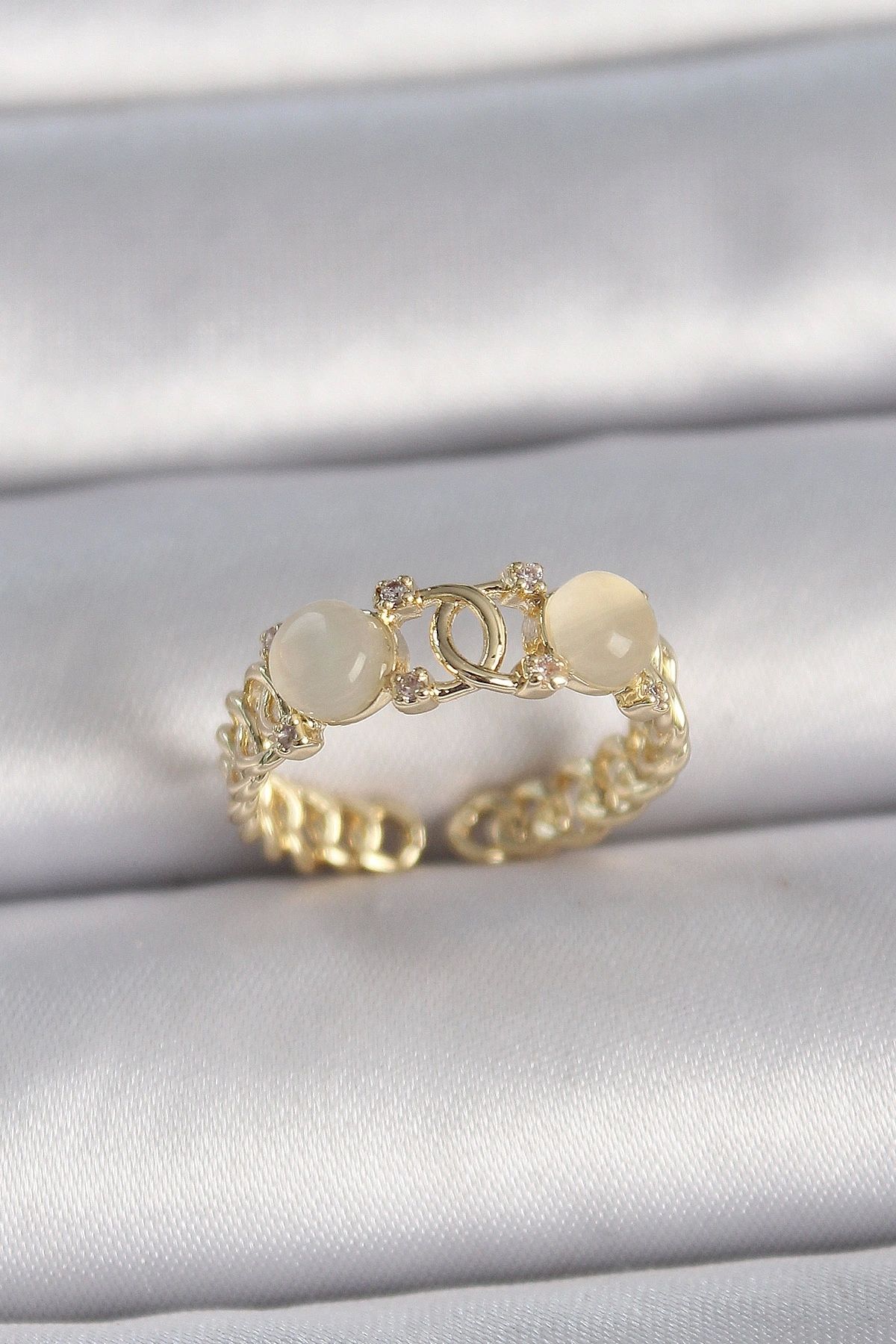 OurStyles Pirinç Gold Renk Ayarlanabilir Zirkon Taşlı Beyaz Mineli Birleşik Halka Model Kadın Yüzük - TJ-BYK34
