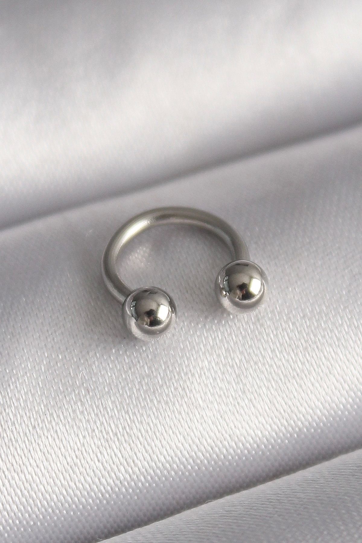 OurStyles 316L Çelik Gümüş Renk Halka Model Topçuk Piercing - TJ-PR1369
