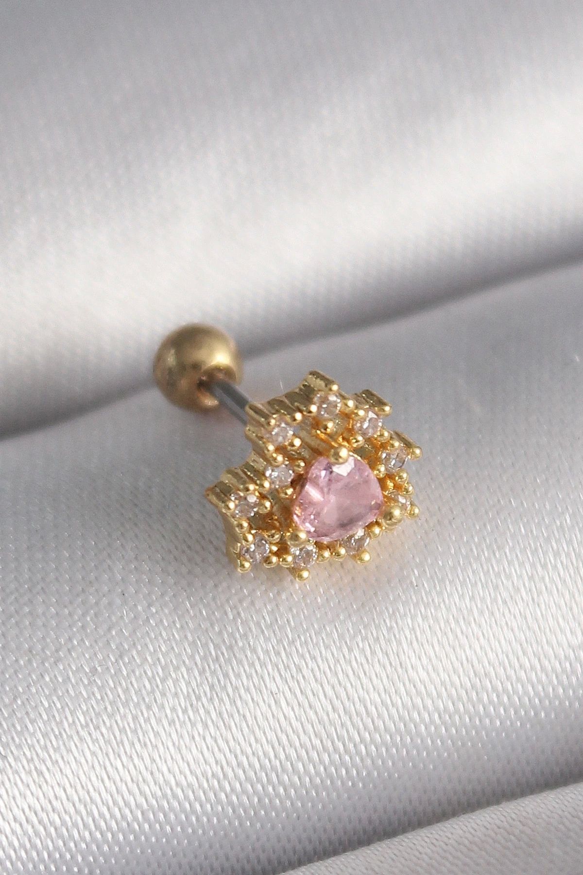 OurStyles 316L Çelik Gold Renk Zirkon Taşlı Kalp Tragus Piercing - TJ-PR1230