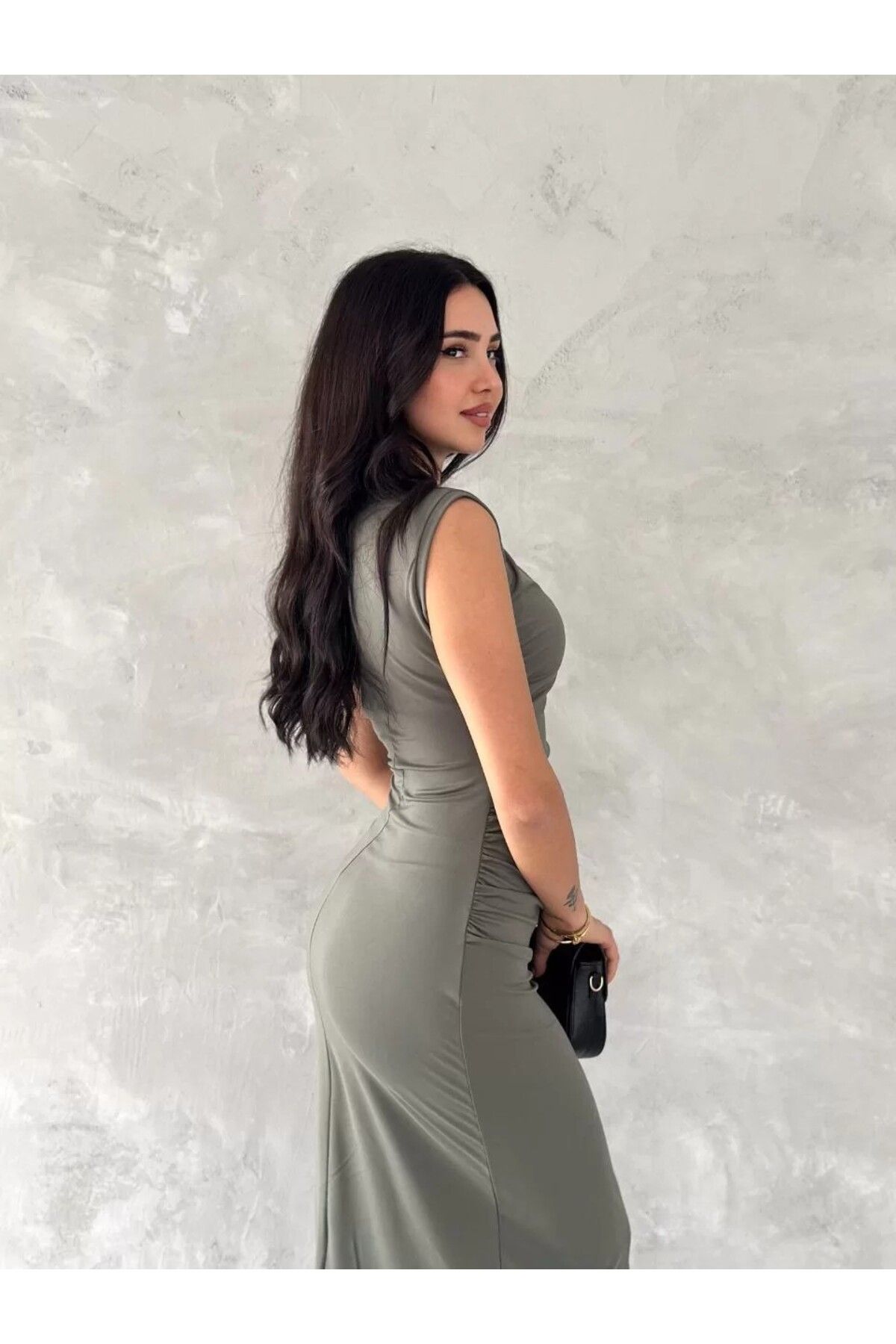AMO Kolsuz Yırtmaçlı Uzun maxı boy Elbise - Yeşil