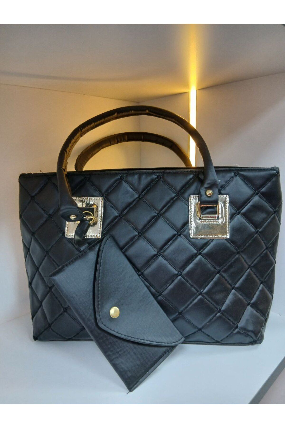 shop Kadın kapitone detaylı cüzdan hediyeli el ve omuz çantası