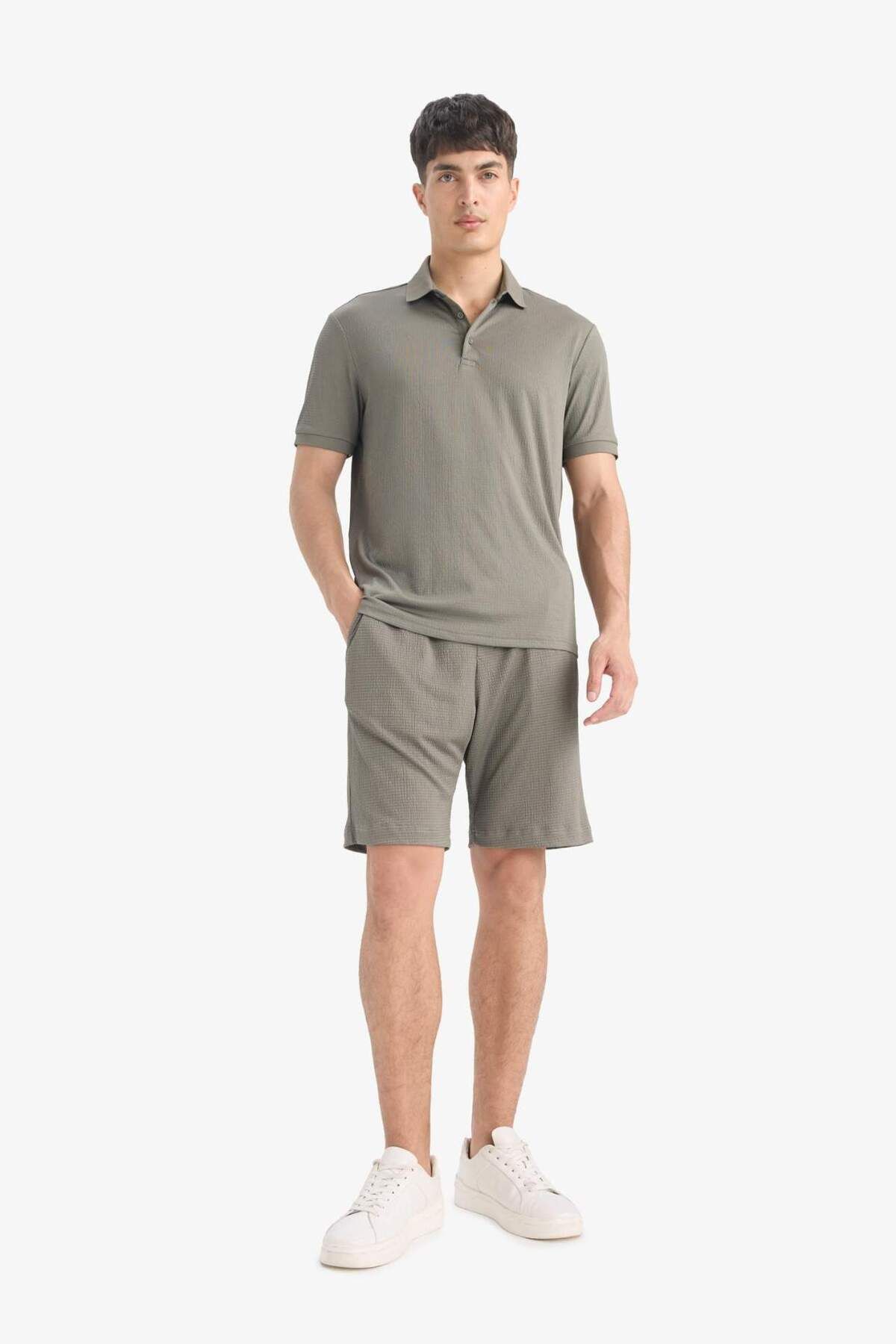 DeFacto-Regular Fit All-Way Stretch Crinkle Bermuda Shorts E0980Ax25Sm 4