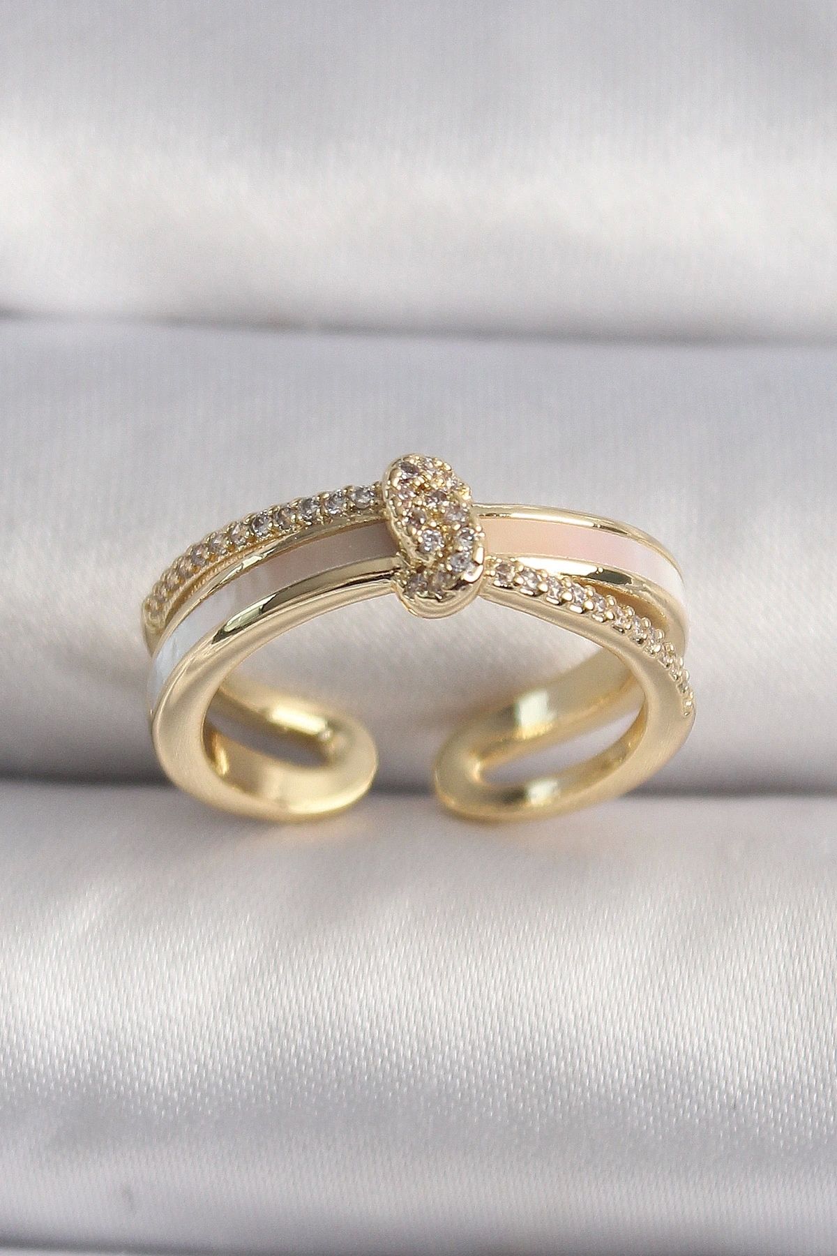OurStyles Pirinç Gold Renk Zirkon Taşlı Düğüm Model VIP Seri Kadın Yüzük - TJ-BYK3516