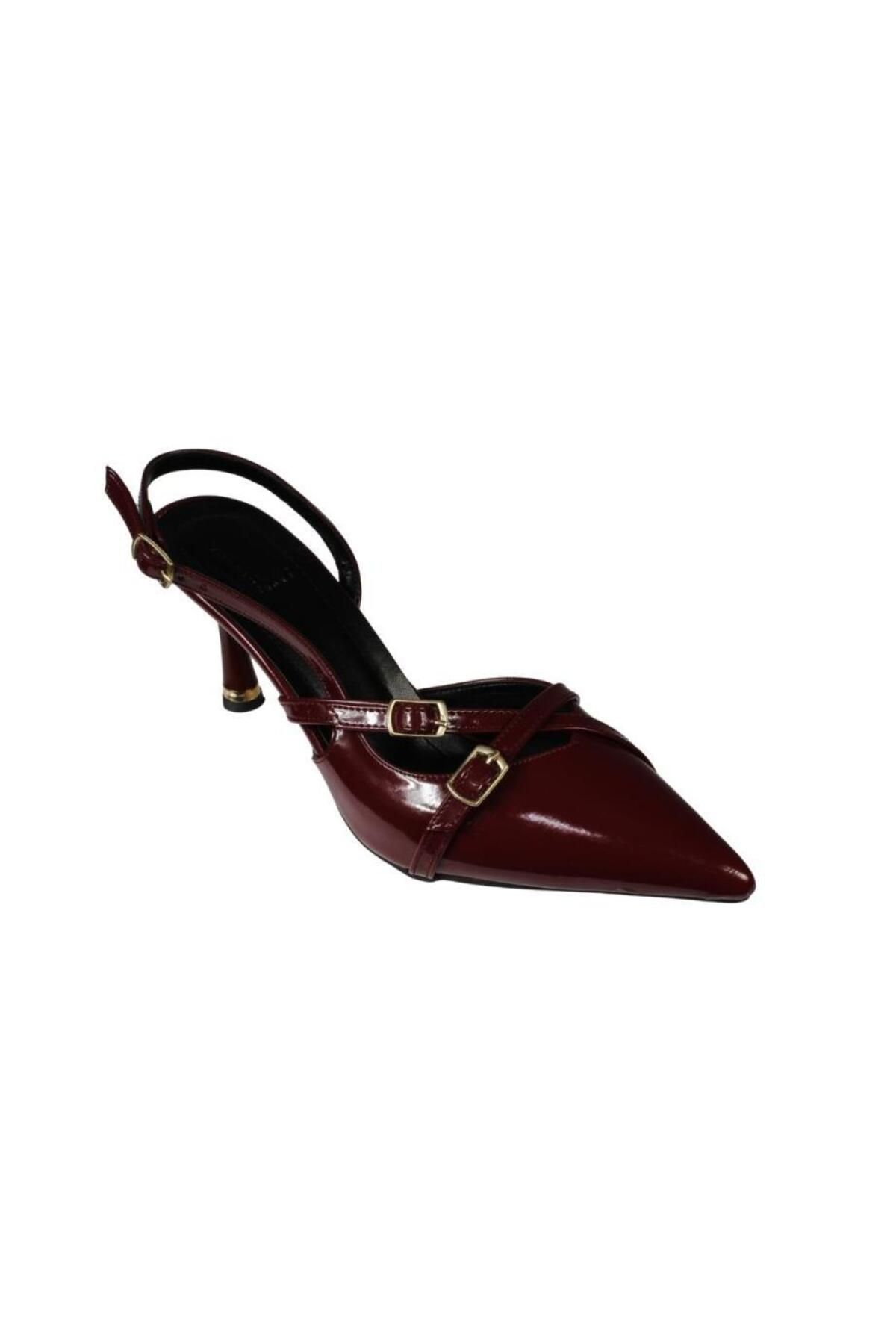 Yaz Kış Ayakkabı YAZKIŞ Kadın Siyah Ten Bordo Rugan Üstü Kemer Geçkili Sivri Burun 8cm İnce Topuk Stiletto Ayakkabı